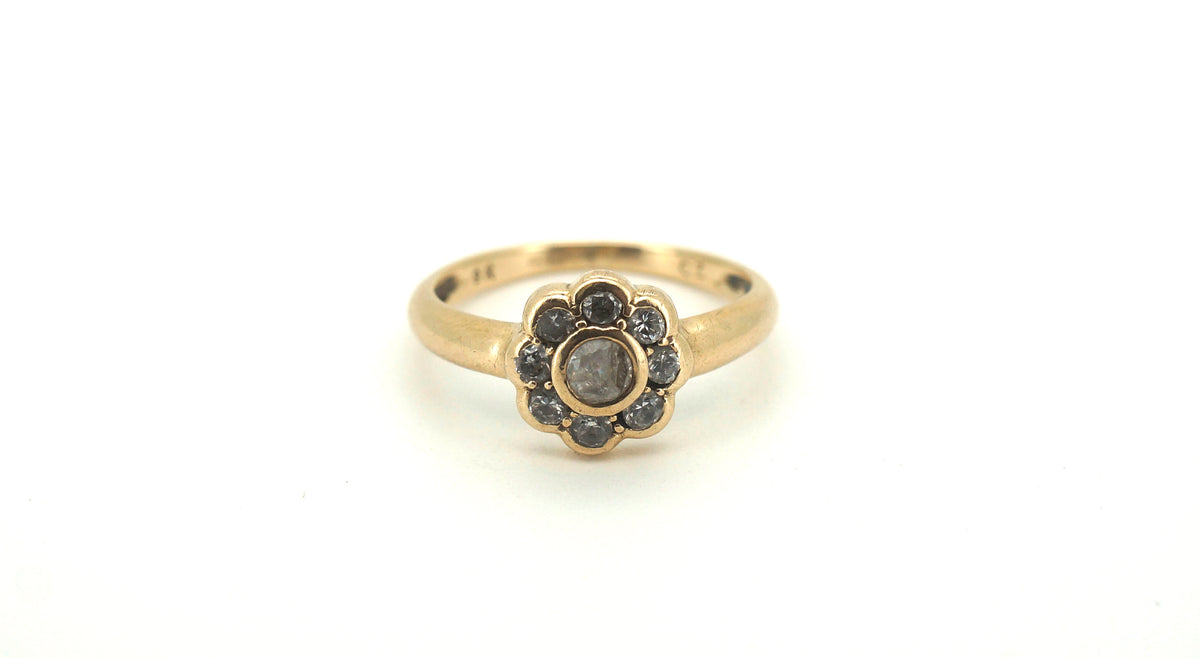 Unisex 9ct Yellow Gold Flower Pattern Ring (Size P) - 503008