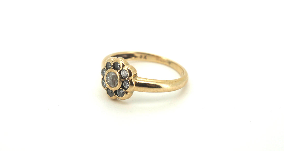 Unisex 9ct Yellow Gold Flower Pattern Ring (Size P) - 503008