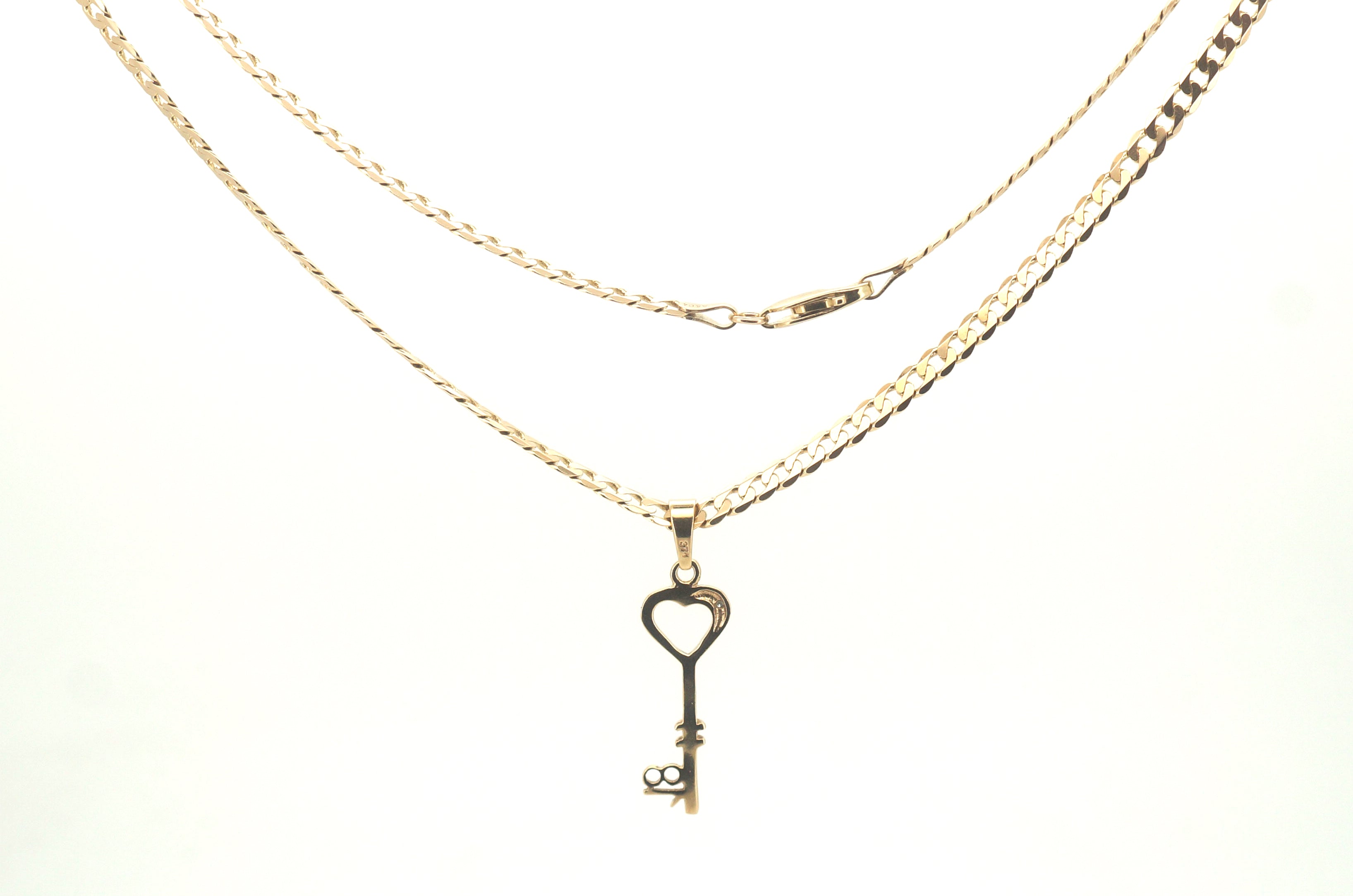 9ct Yellow Gold Necklace with 9ct "18" Key Pendant - 502632