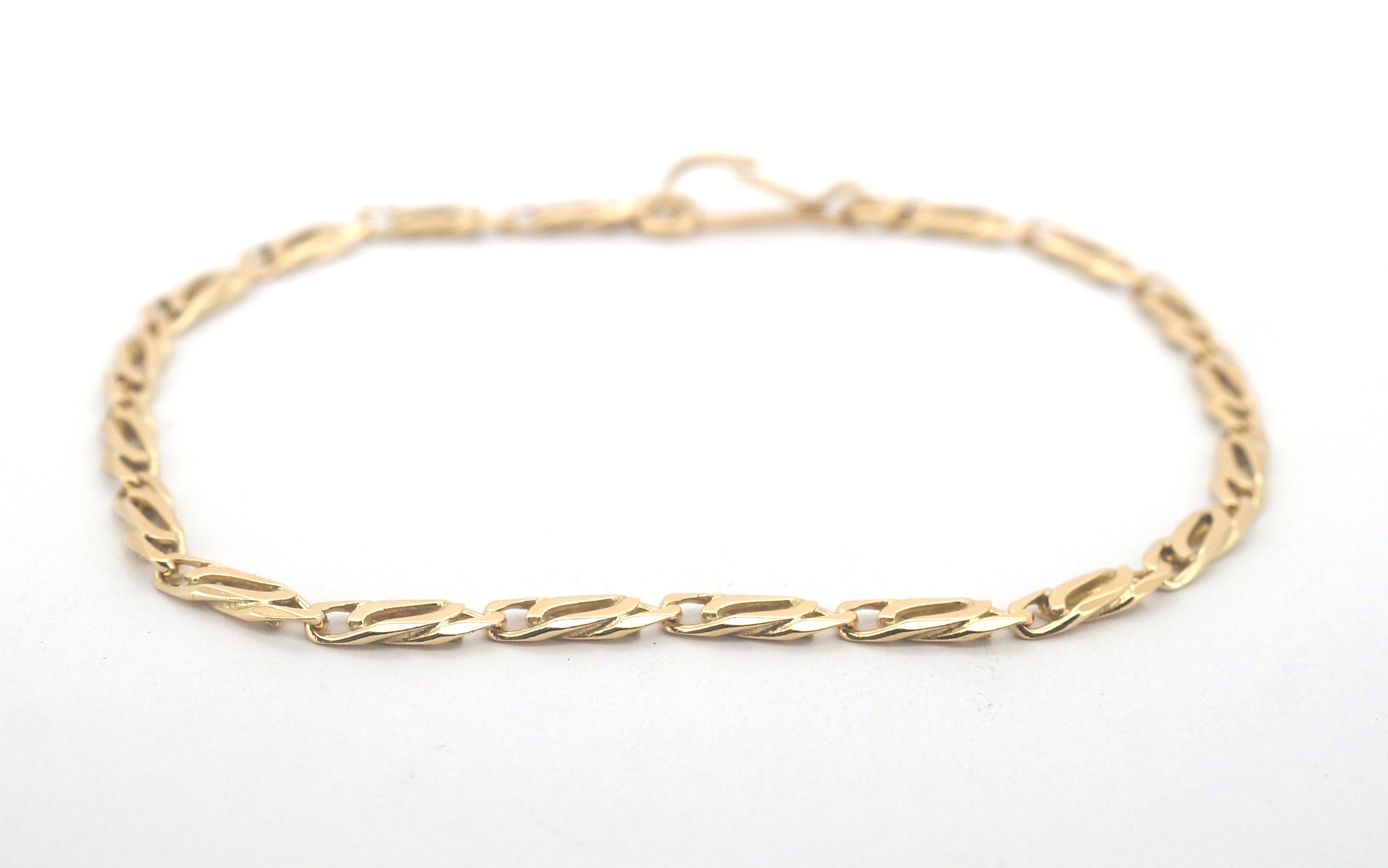 Ladies 14ct Yellow Gold Infinity Link Bracelet (21cm) - 507665