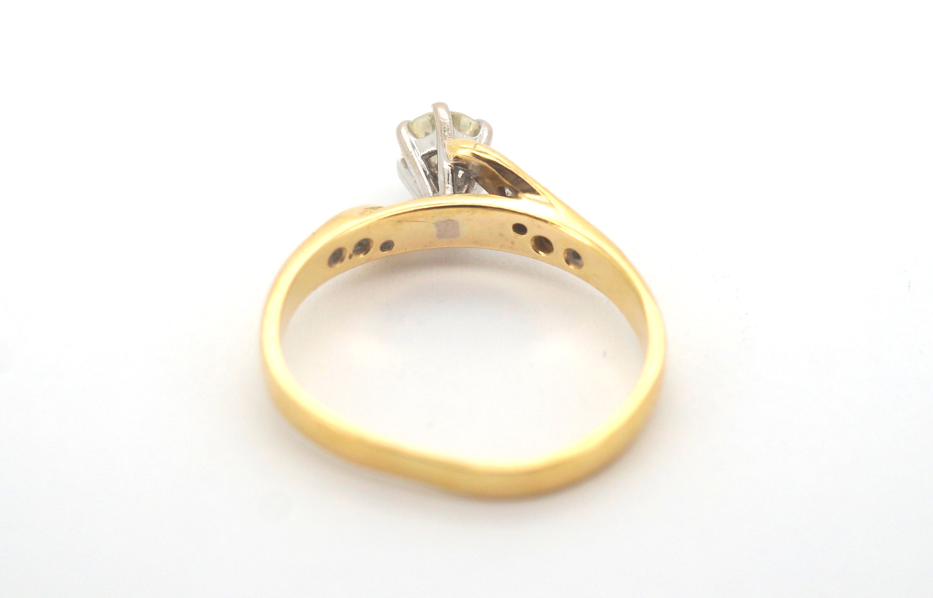 Unisex 18ct Yellow & White Gold Diamond Engagement Ring (Size K1/2) - 506203
