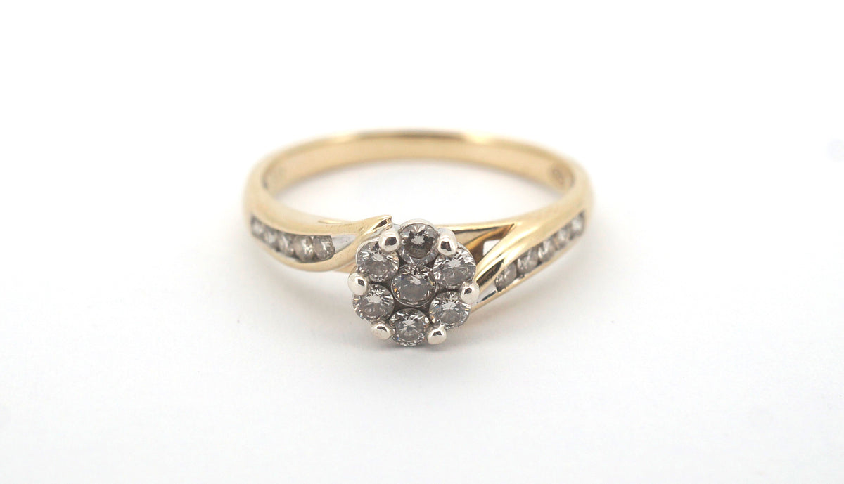 Ladies 9ct Yellow & White Diamond Cluster Ring (Size Q) - 505557