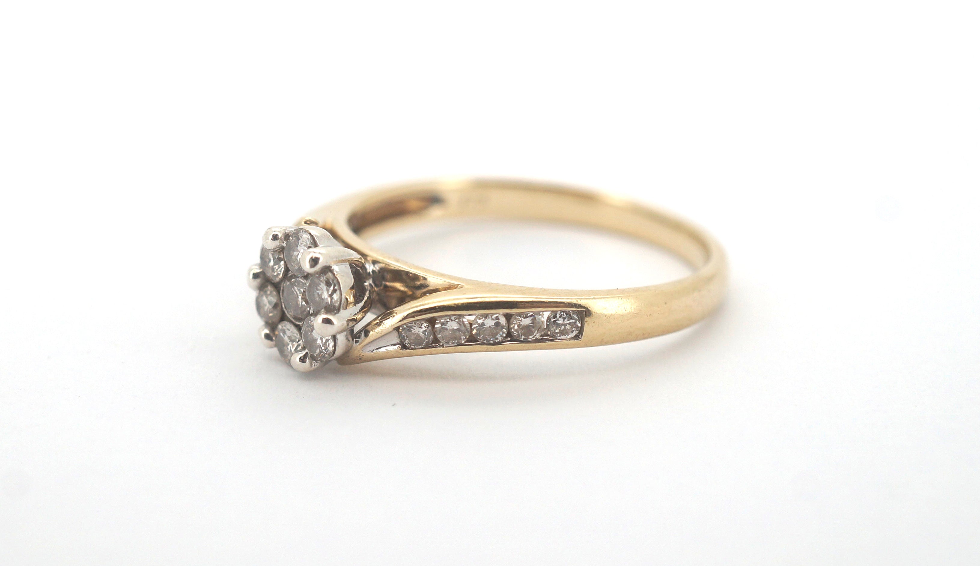 Ladies 9ct Yellow & White Diamond Cluster Ring (Size Q) - 505557