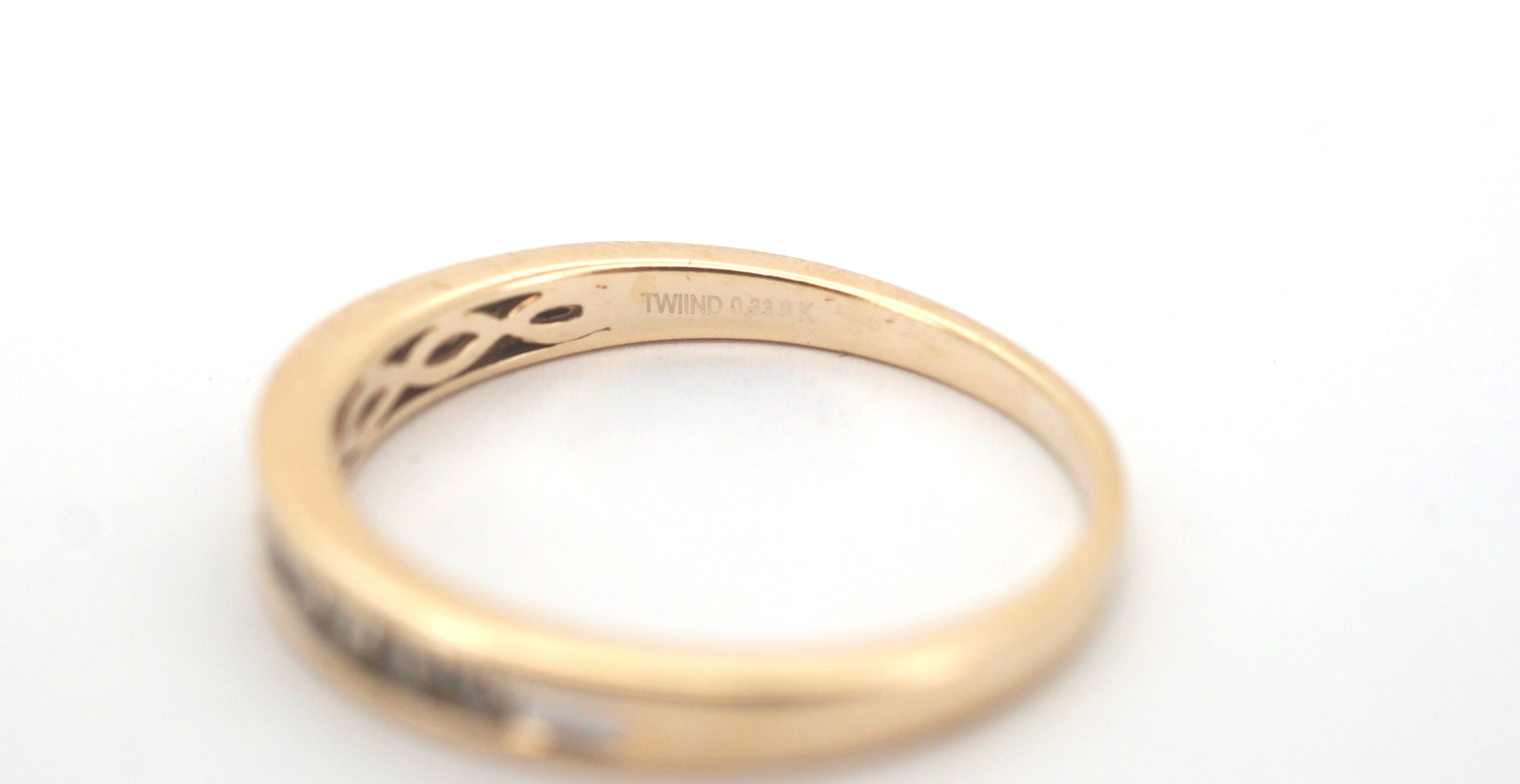 Unisex 9ct Yellow gold Straight Set Diamond Eternity Ring (Size R) - 505556