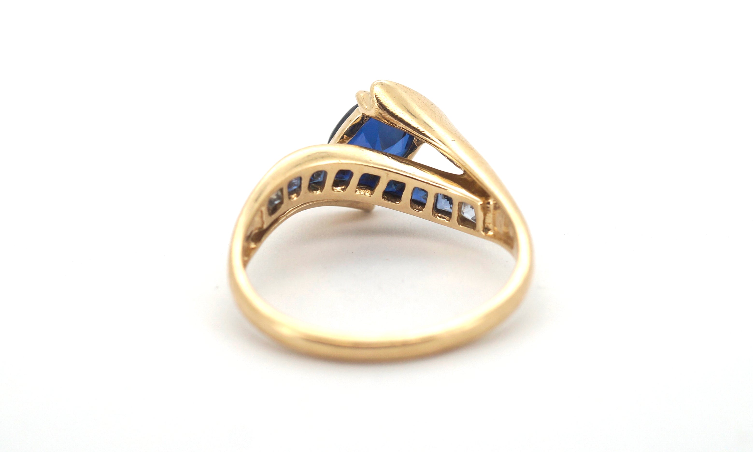 Ladies 9ct Yellow Gold Synthetic Sapphire Ring (Size T) - 505558