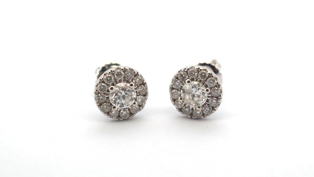 14ct White Gold Diamond Stud Earrings - 507848