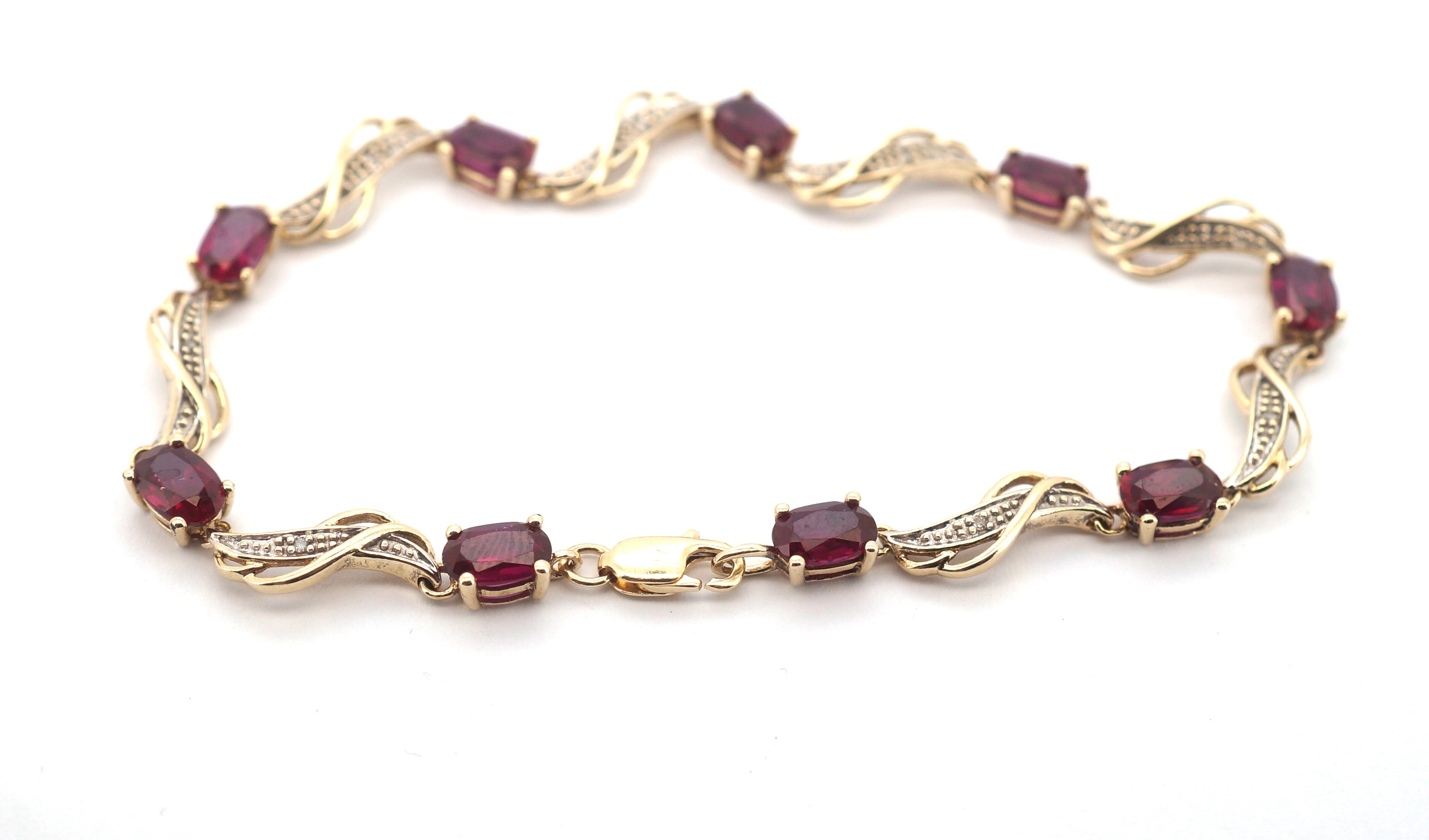 Ladies 9ct Yellow Gold & Synthetic Ruby Bracelet (17cm) - 507675