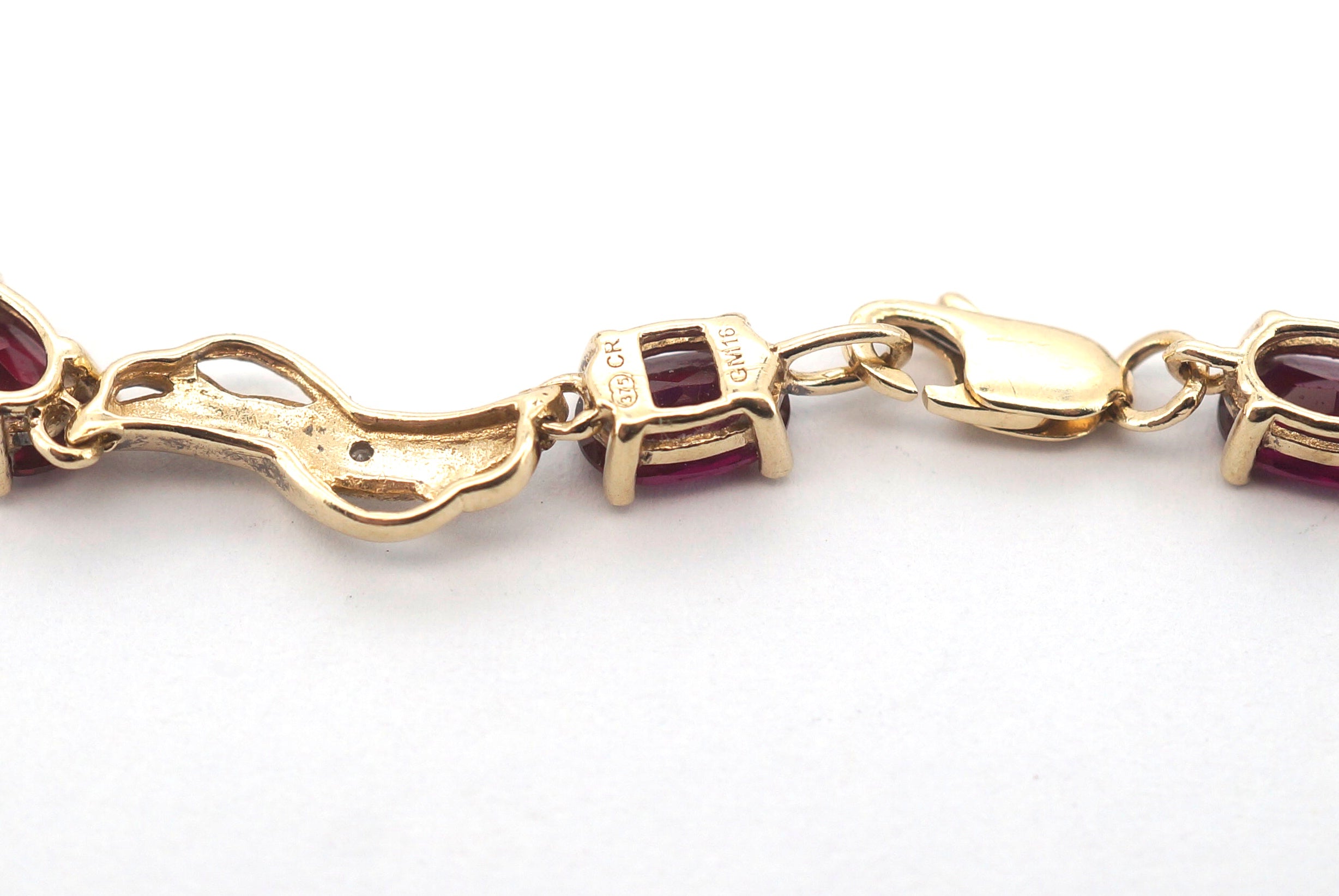 Ladies 9ct Yellow Gold & Synthetic Ruby Bracelet (17cm) - 507675
