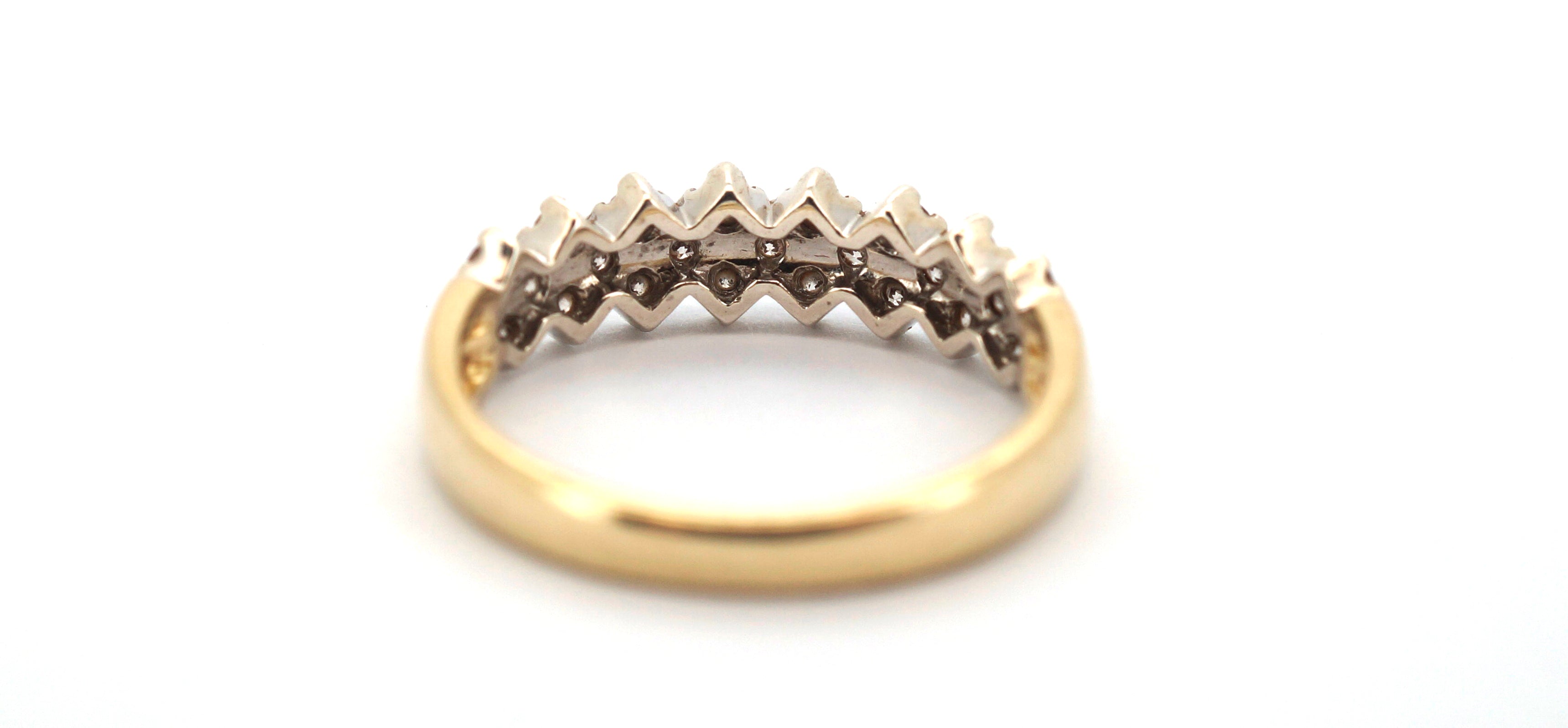 Ladies 9CT Yellow Gold 25 Diamond Set Ring 2.62g Size O w/ Valuation - 508123