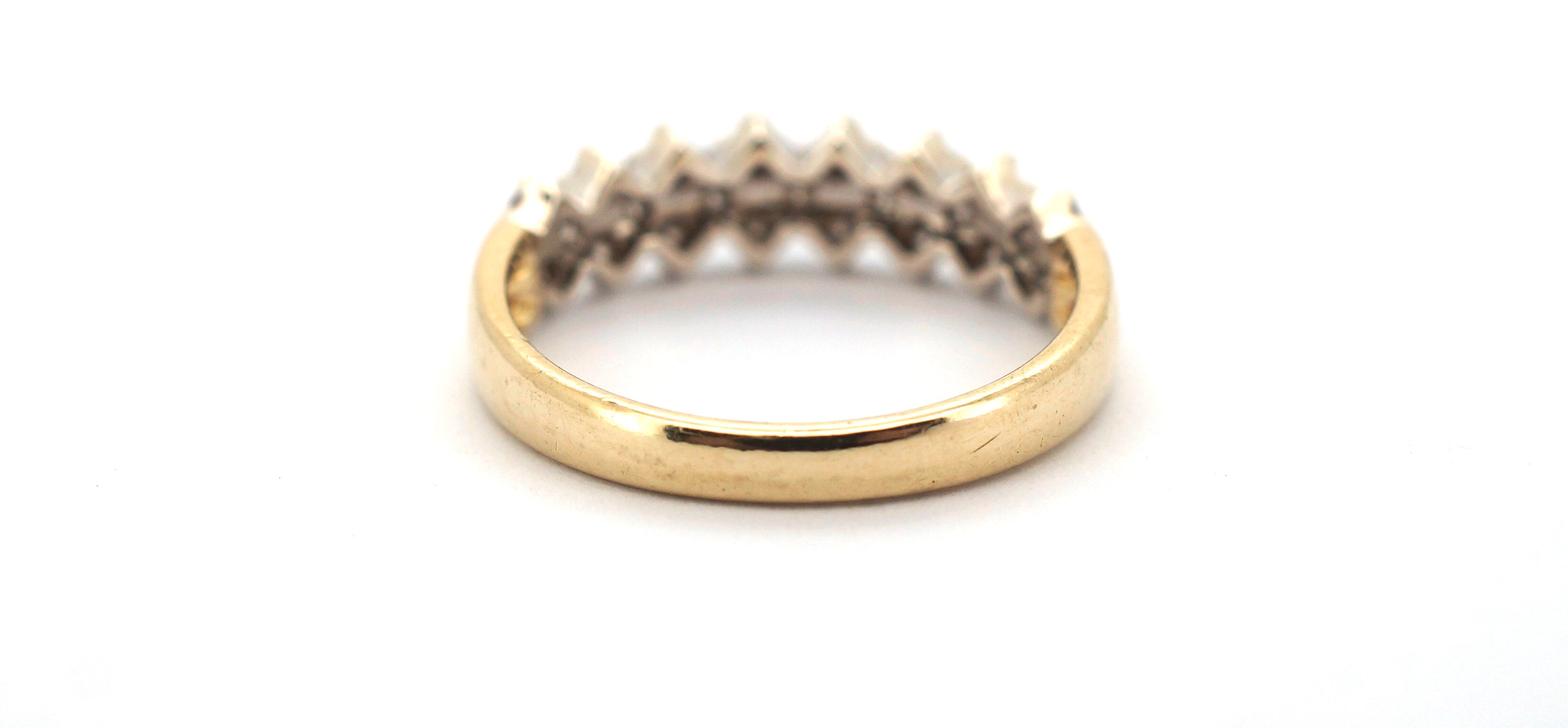 Ladies 9CT Yellow Gold 25 Diamond Set Ring 2.62g Size O w/ Valuation - 508123