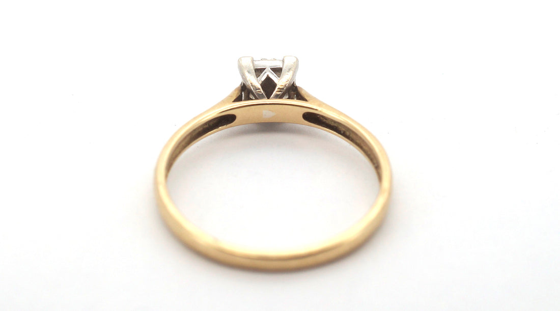 Unisex 9ct Yellow & White Gold Diamond Engagement Ring (Size O) - 507633