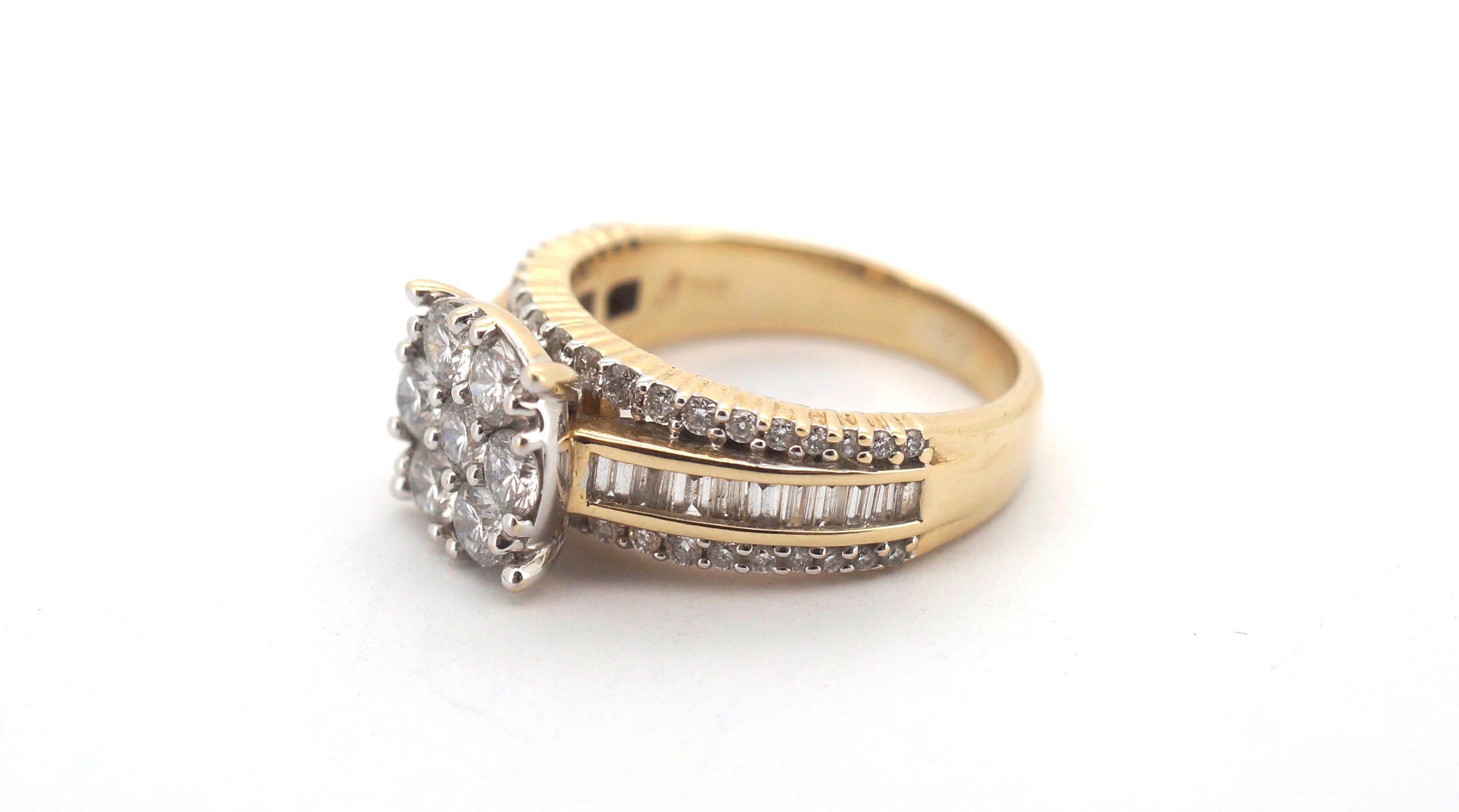 Ladies 9ct Yellow Gold 69 Synthetic Diamond Ring (Size K 1/2) - 508371
