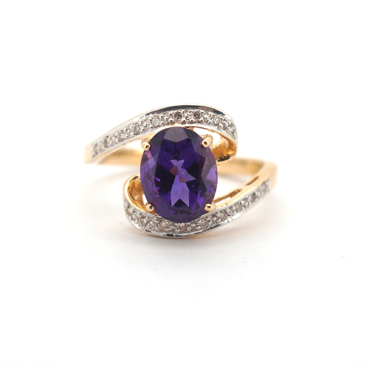Ladies 18ct Yellow & White Gold Amethyst & Diamond Ring (Size N) - 507311