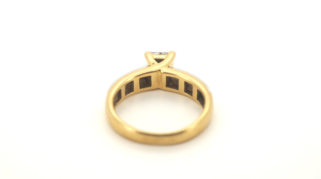 18ct Yellow & White Gold Diamond Engagement Ring (Size K) - 28547