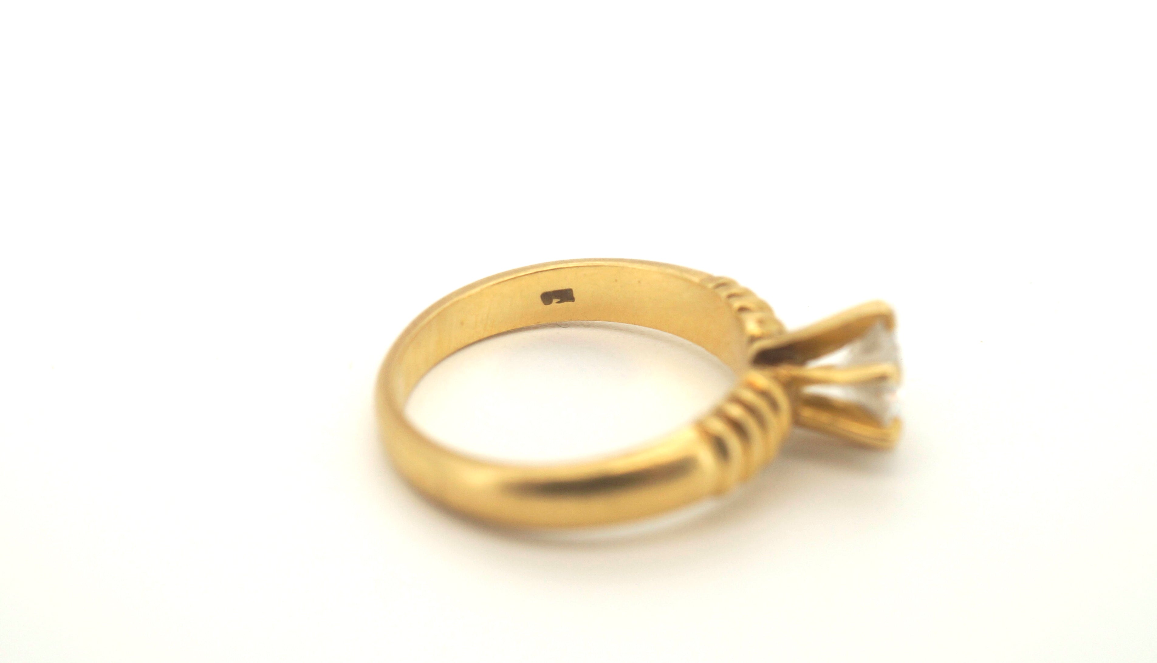 18ct Yellow Gold Solitaire Diamond Engagement Ring (Size L 1/2) - 238759