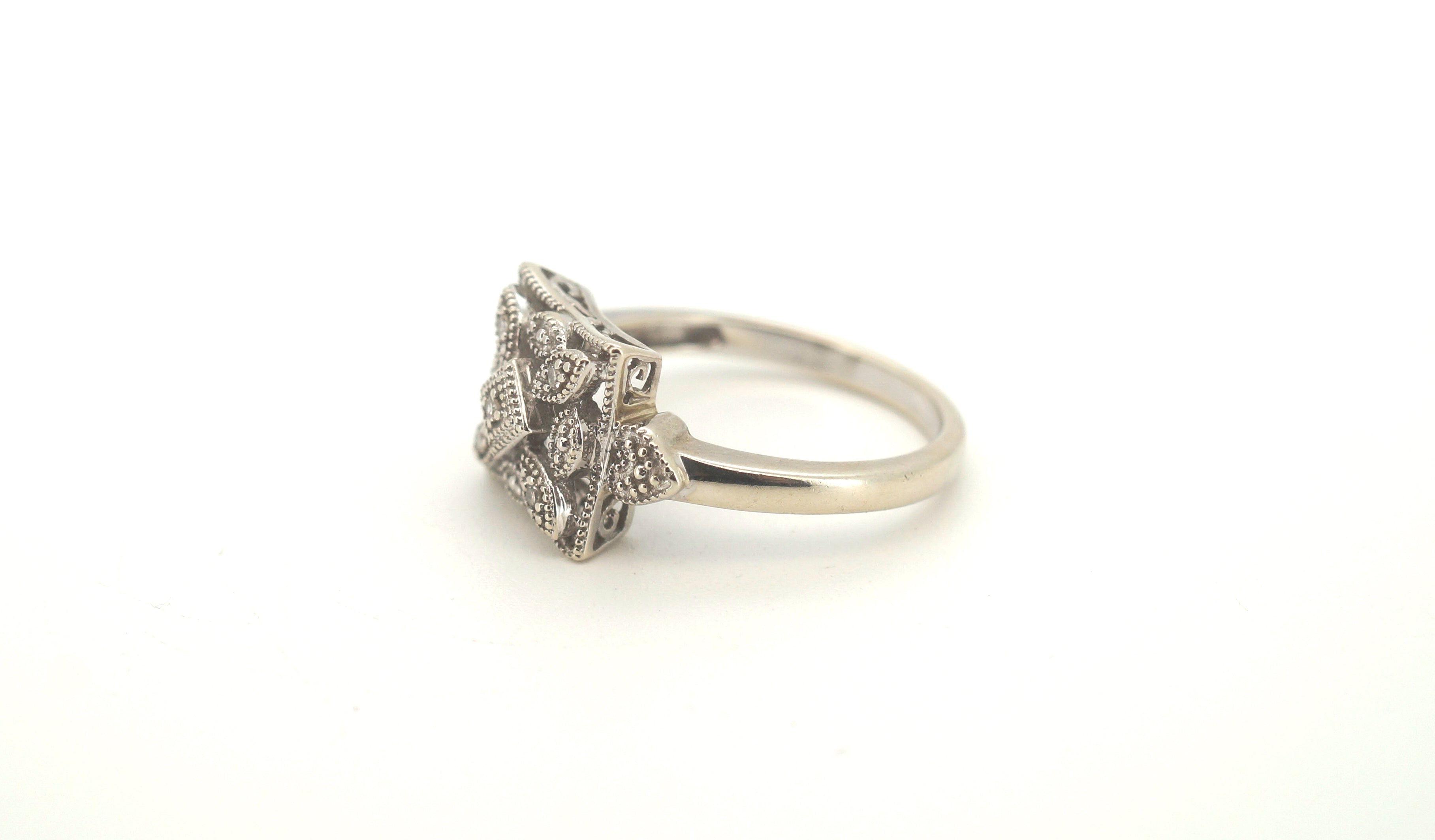 Ladies 9ct White Gold Cluster Ring (Size N 1/2) - 502833