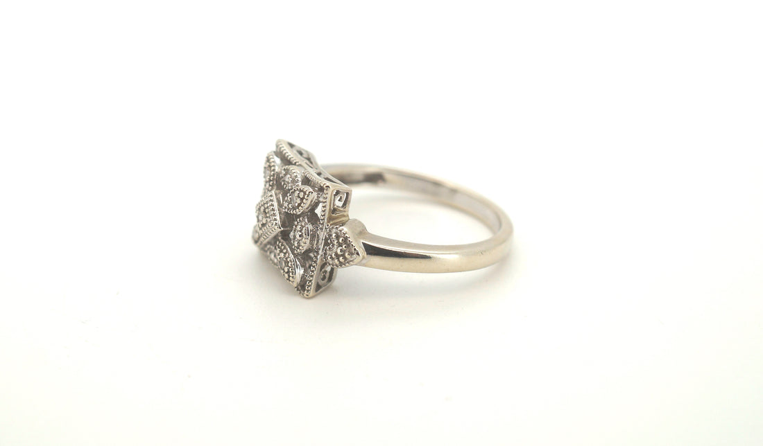 Ladies 9ct White Gold Cluster Ring (Size N 1/2) - 502833