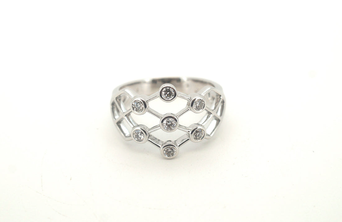 Ladies 18ct White Gold Web Style Ring (Size L) - 500398