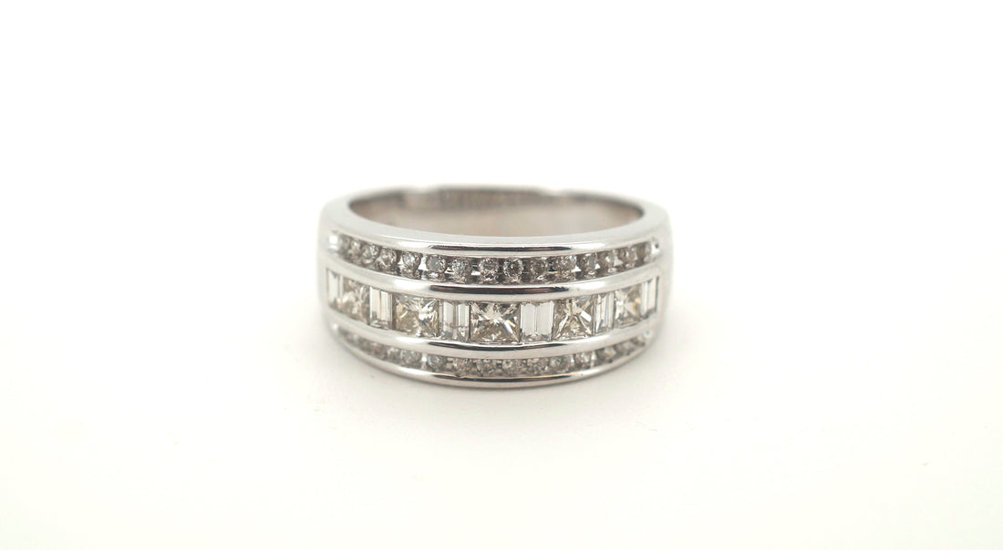 Mens 18ct White Gold 41 Diamond Dress Ring (Size J) - 501211