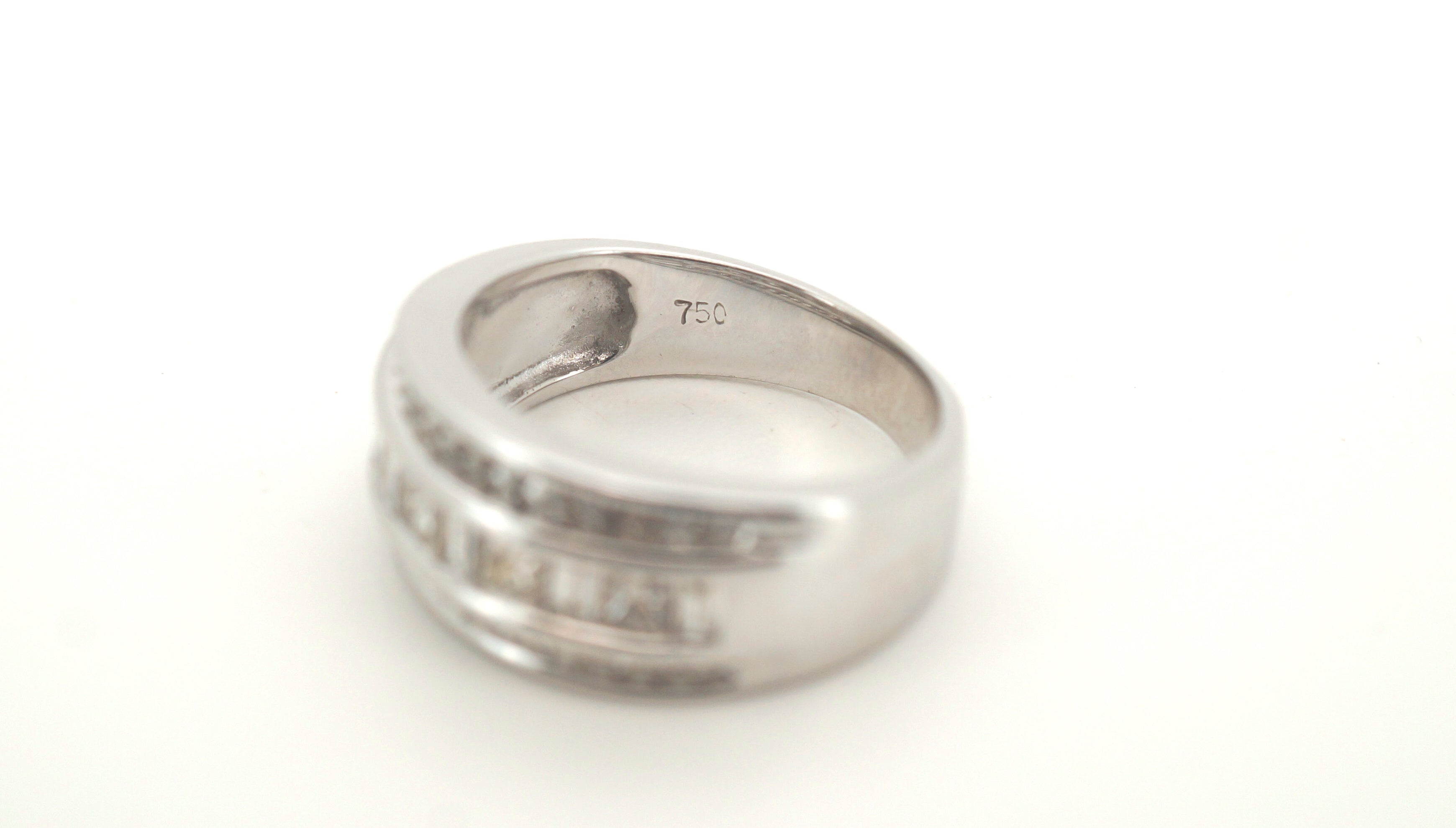 Mens 18ct White Gold 41 Diamond Dress Ring (Size J) - 501211