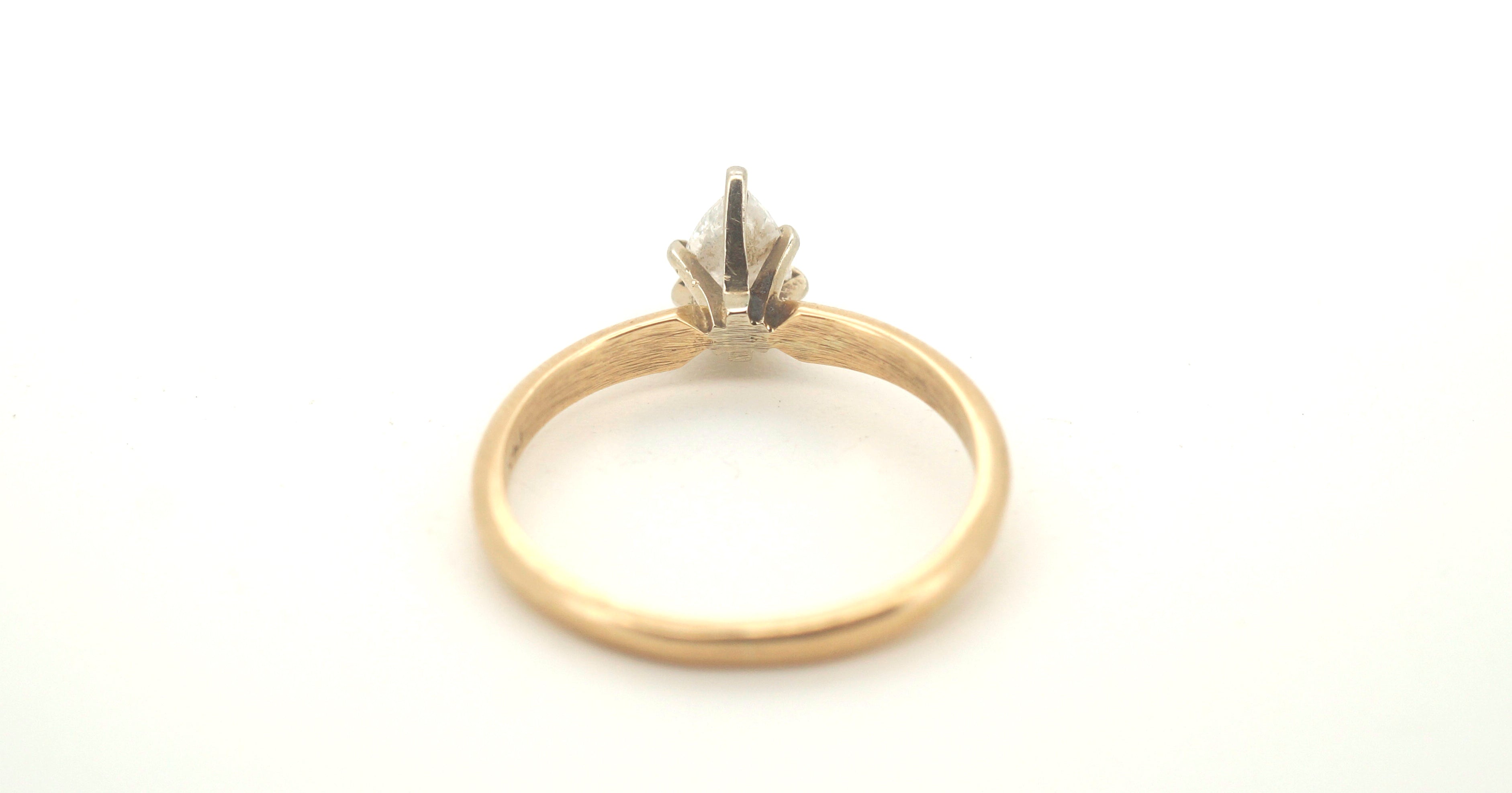 Ladies 14ct Yellow Gold Diamond Engagement Ring (Size M) - 502793