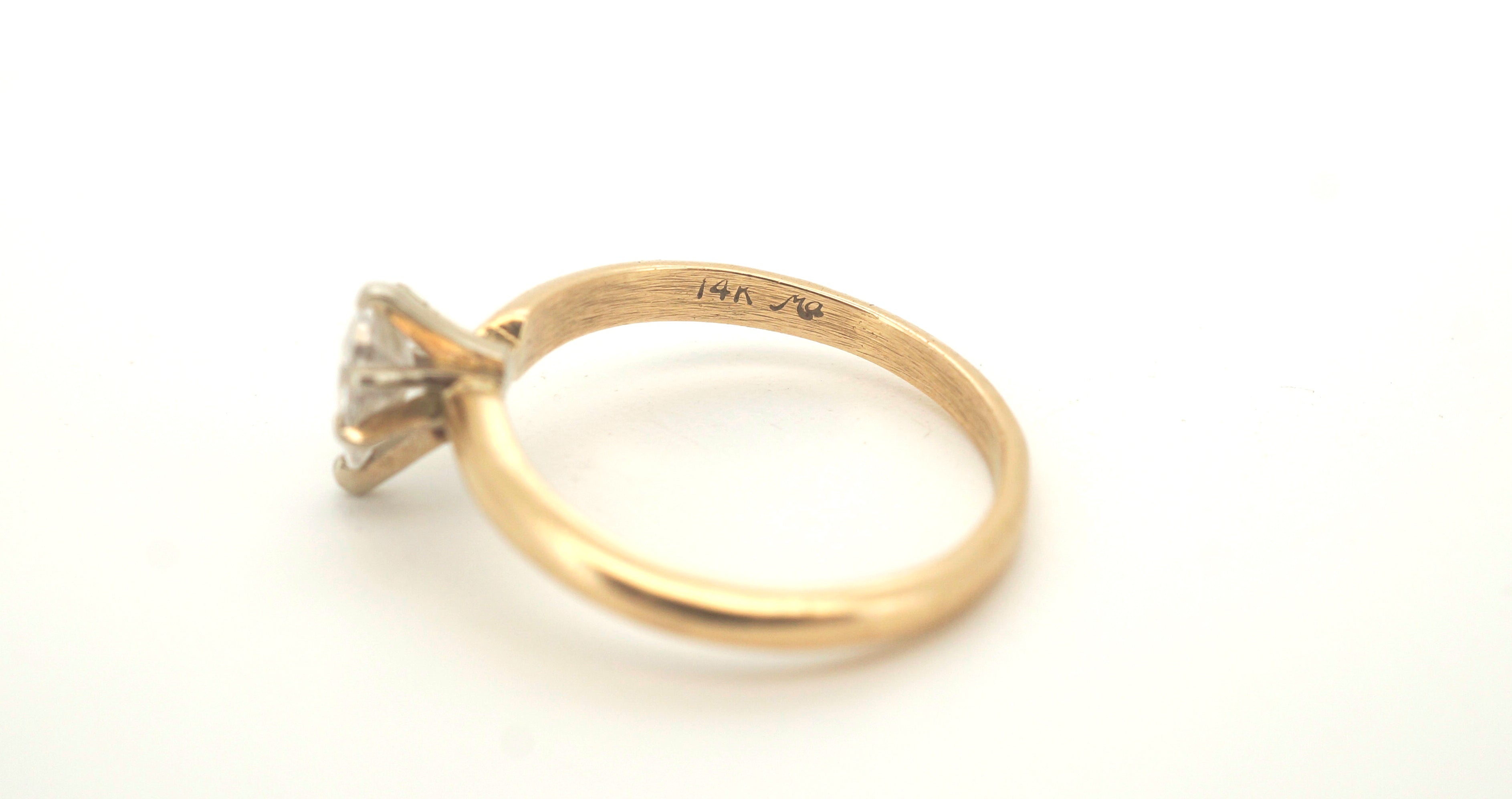 Ladies 14ct Yellow Gold Diamond Engagement Ring (Size M) - 502793