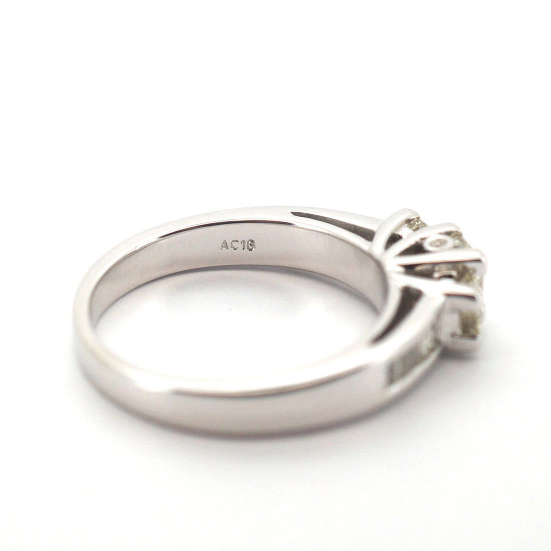 Unisex 18ct White Gold 17 Diamond Engagement Ring (Size N) - 508314