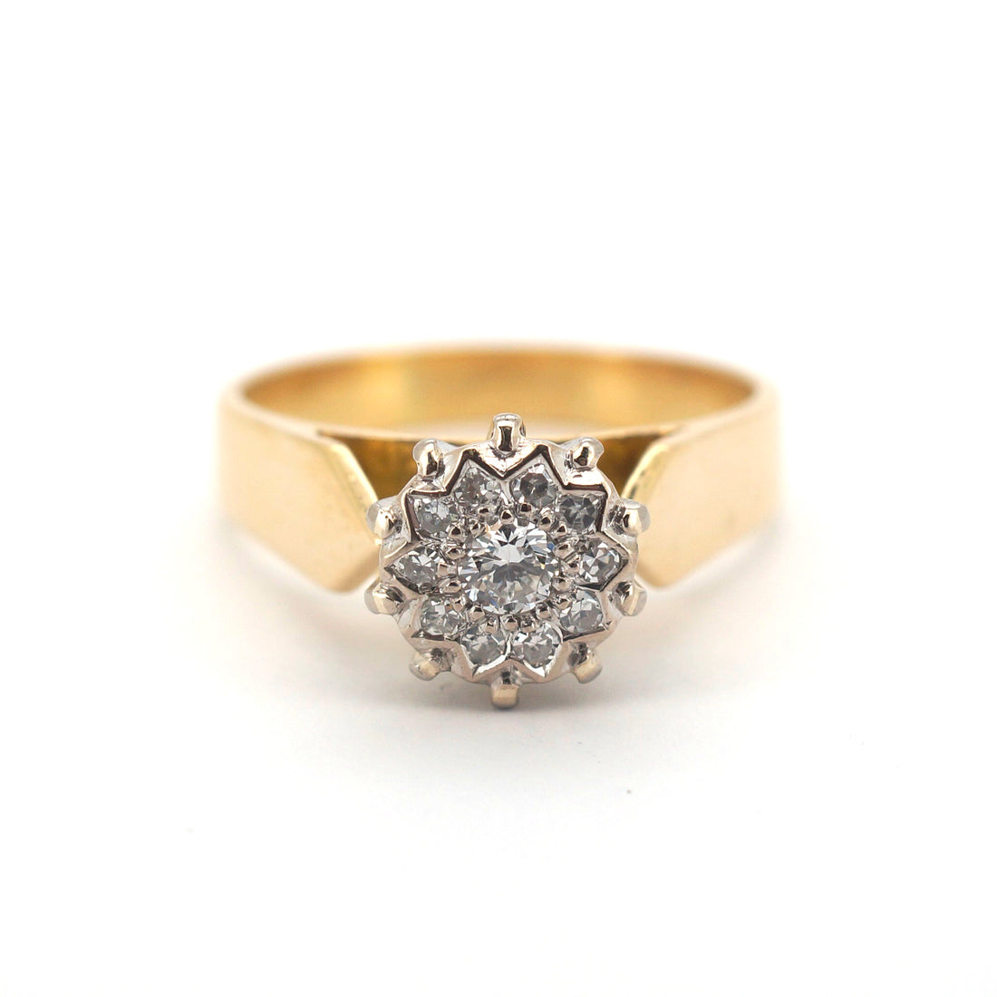 Mens 18ct Yellow & White Gold 11 Diamond Cluster Set Ring (Size O) - 507308