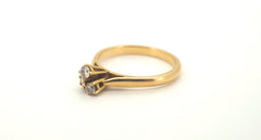 Unisex 18ct Yellow Gold Triple Diamond Ring (Size M) - 500359