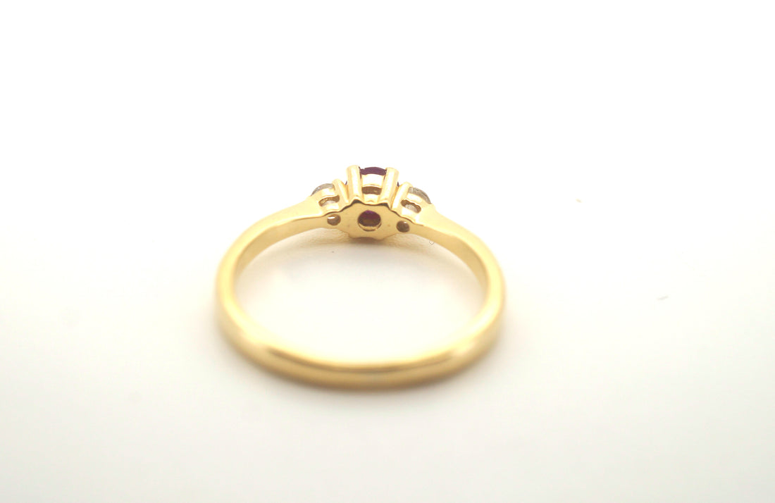 Ladies 18CT Solid Yellow Gold Ruby Ring (Size K) - 505334