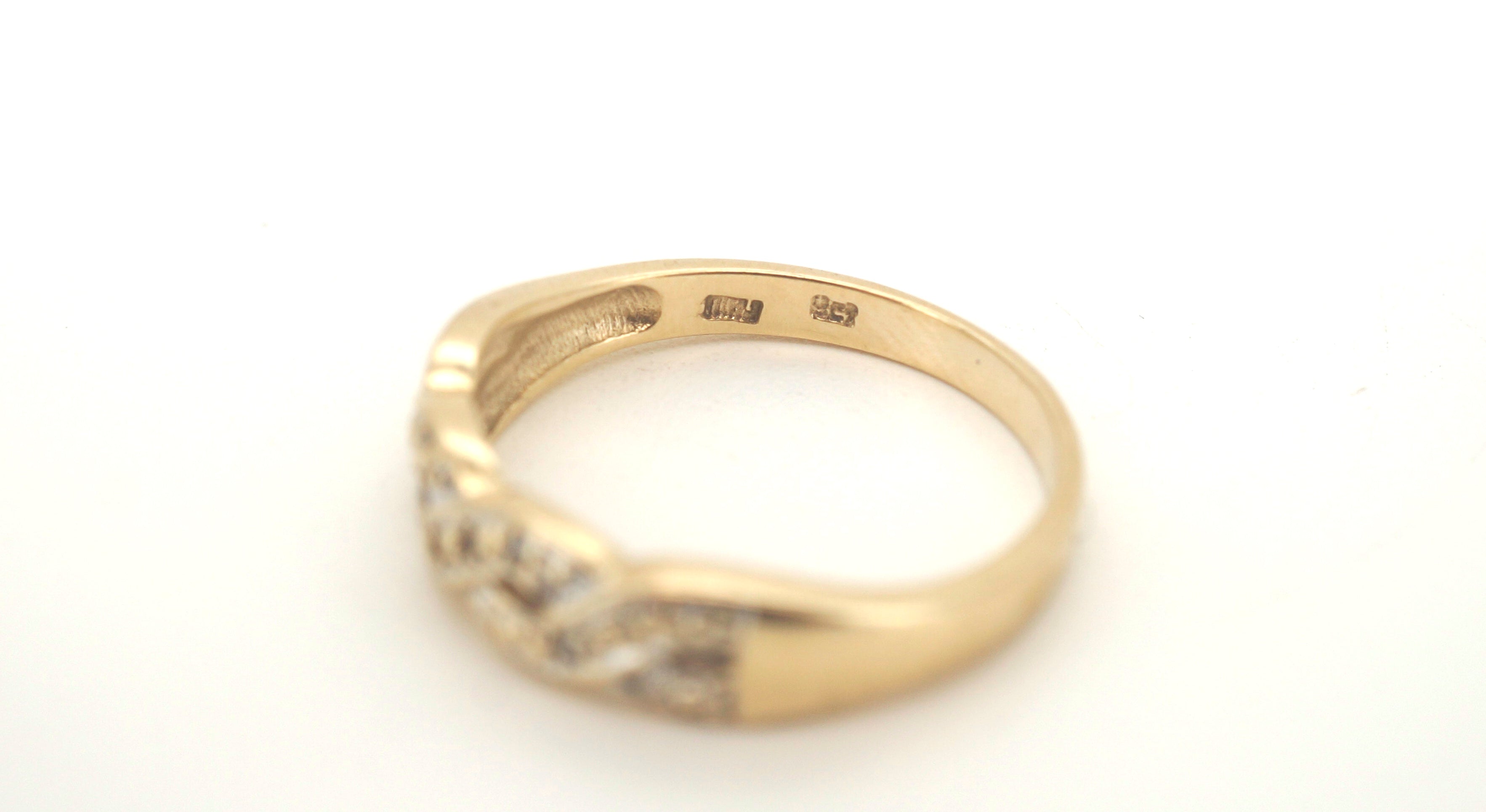 Unisex 9ct Yellow & White Gold Diamond Ring (Size O) - 504831