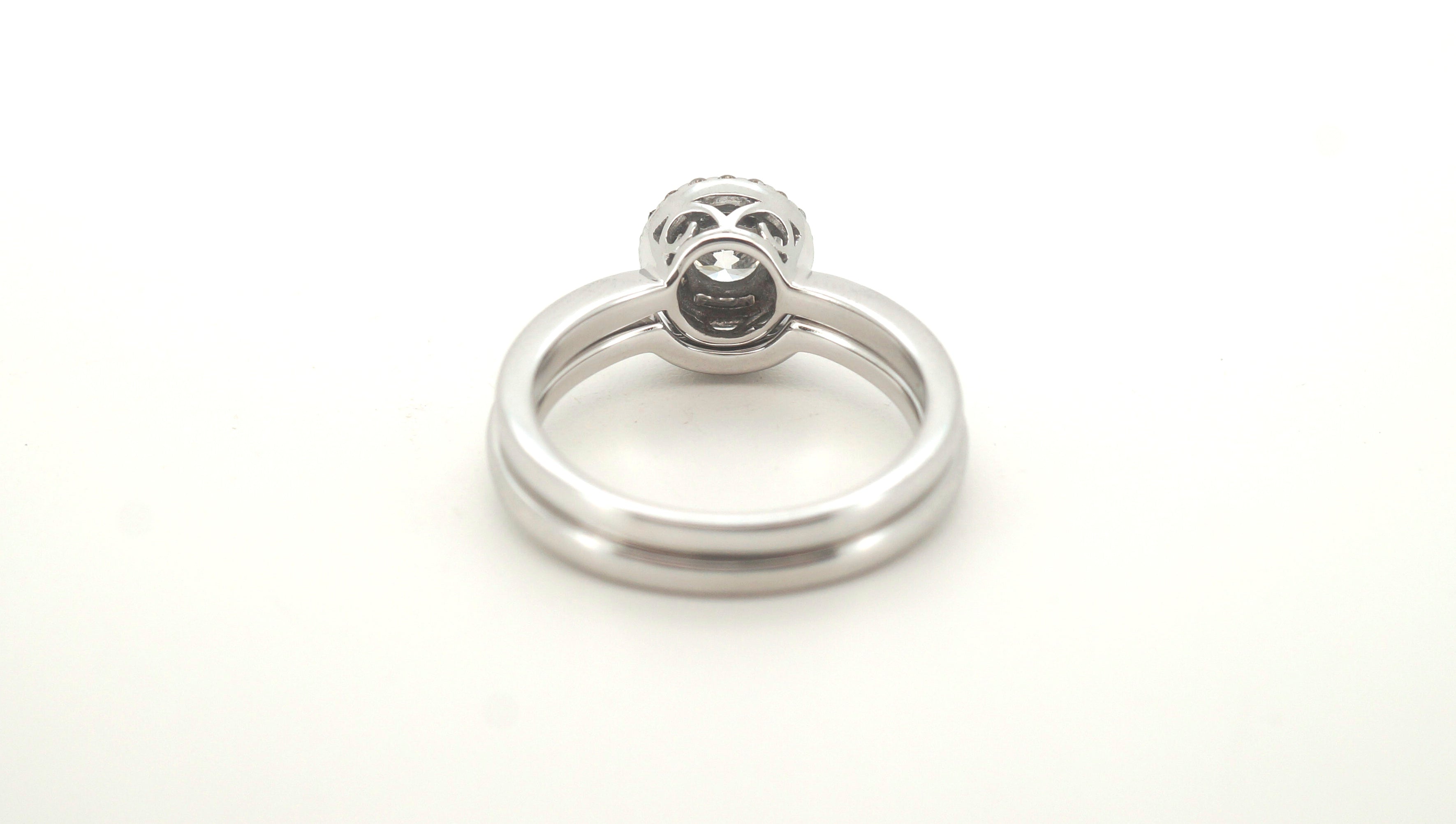 18ct White Gold Diamond Engagement Ring Set (Size K) - 501541