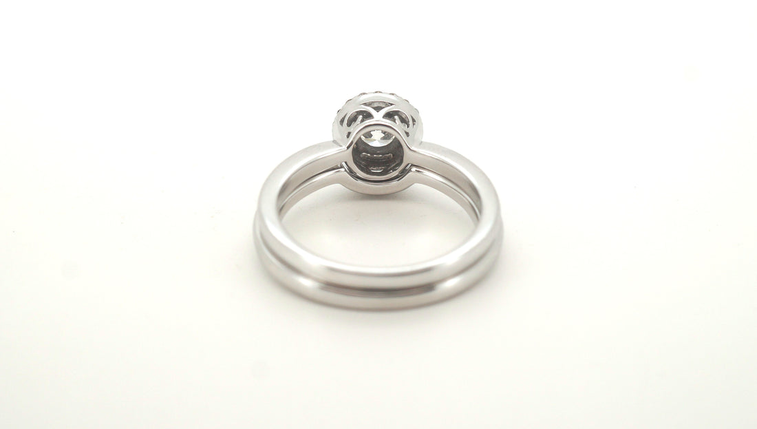18ct White Gold Diamond Engagement Ring Set (Size K) - 501541