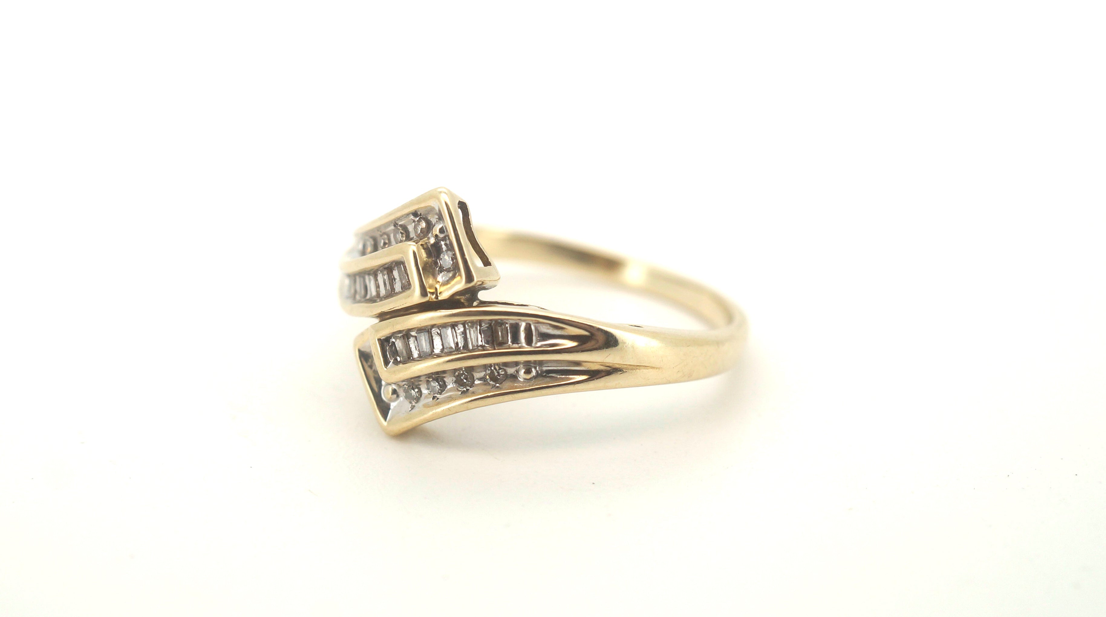 Unisex 9ct Yellow Gold Ring (Size O) - 505859