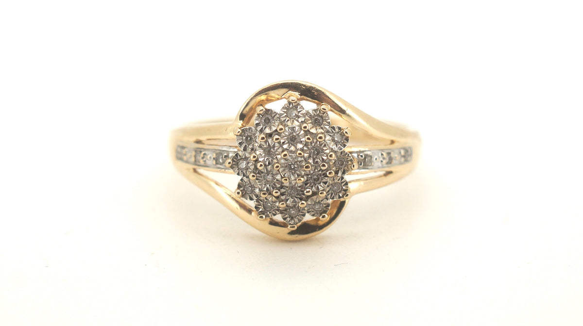 Ladies 9ct Yellow & White Gold Cluster Ring (Size N 1/2) - 506188