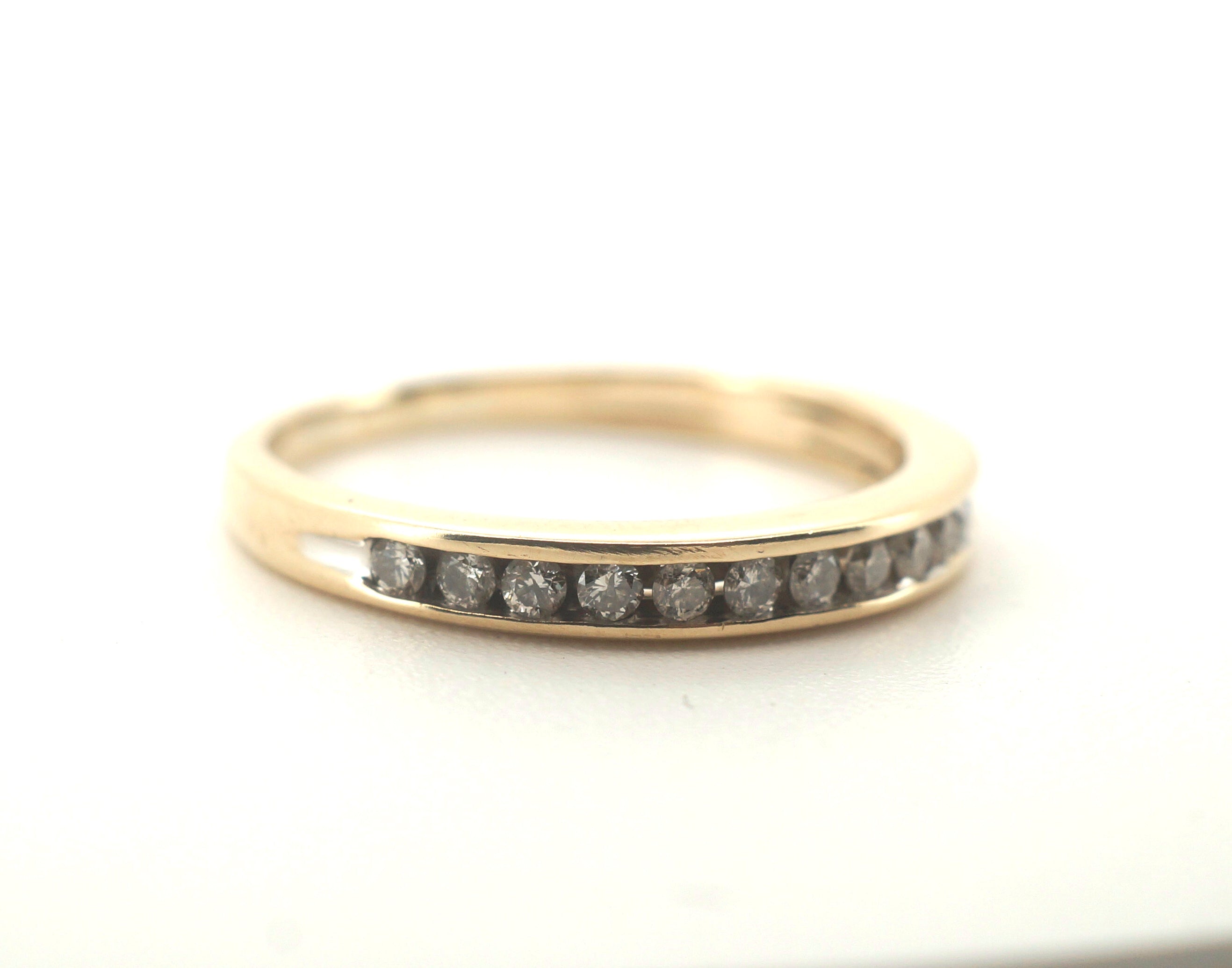 Ladies 9CT Yellow Gold Diamond Ring (Size: K, 2.1g) - 506387