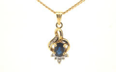 18ct Yellow Gold Thick Curb Link Necklace with Pendant (60cm) - 505500
