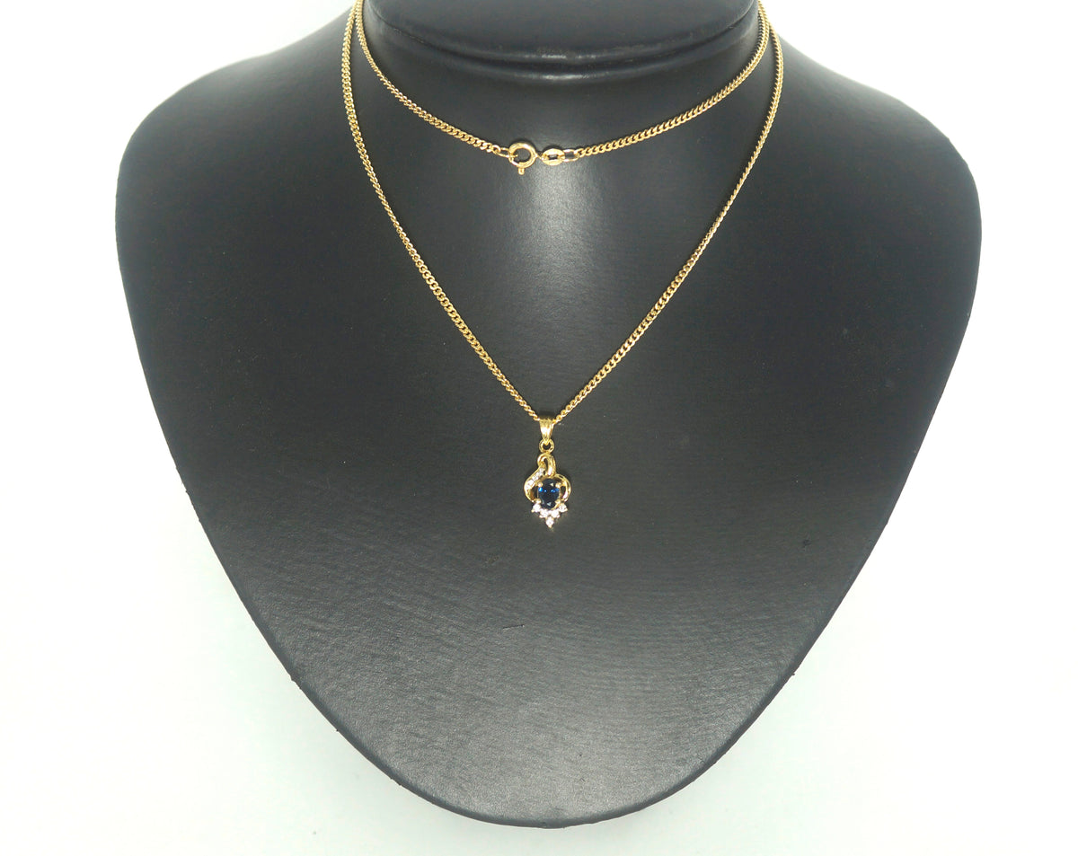 18ct Yellow Gold Thick Curb Link Necklace with Pendant (60cm) - 505500