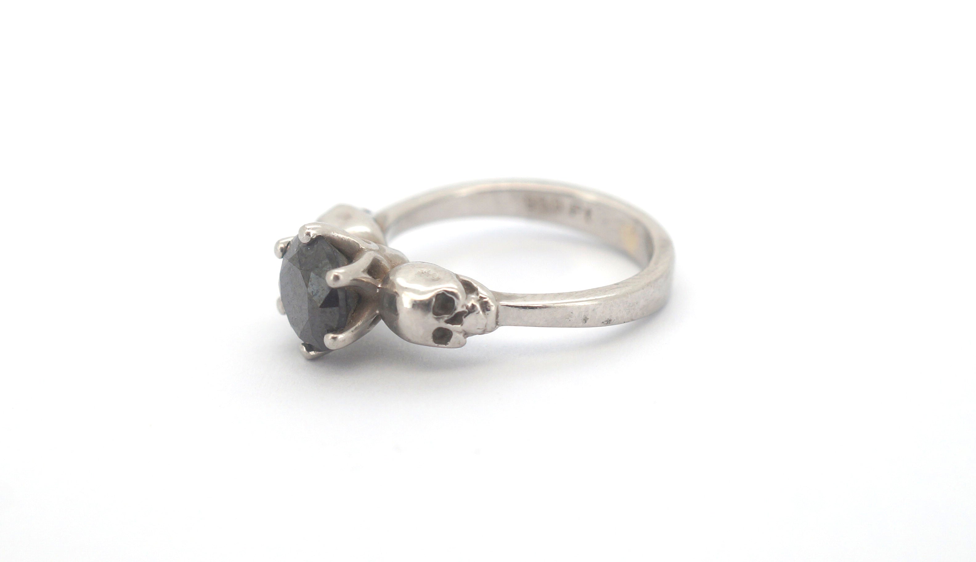 950pt Platinum and Treated Black Diamond Skull Themed Ring (Size G) - 504067
