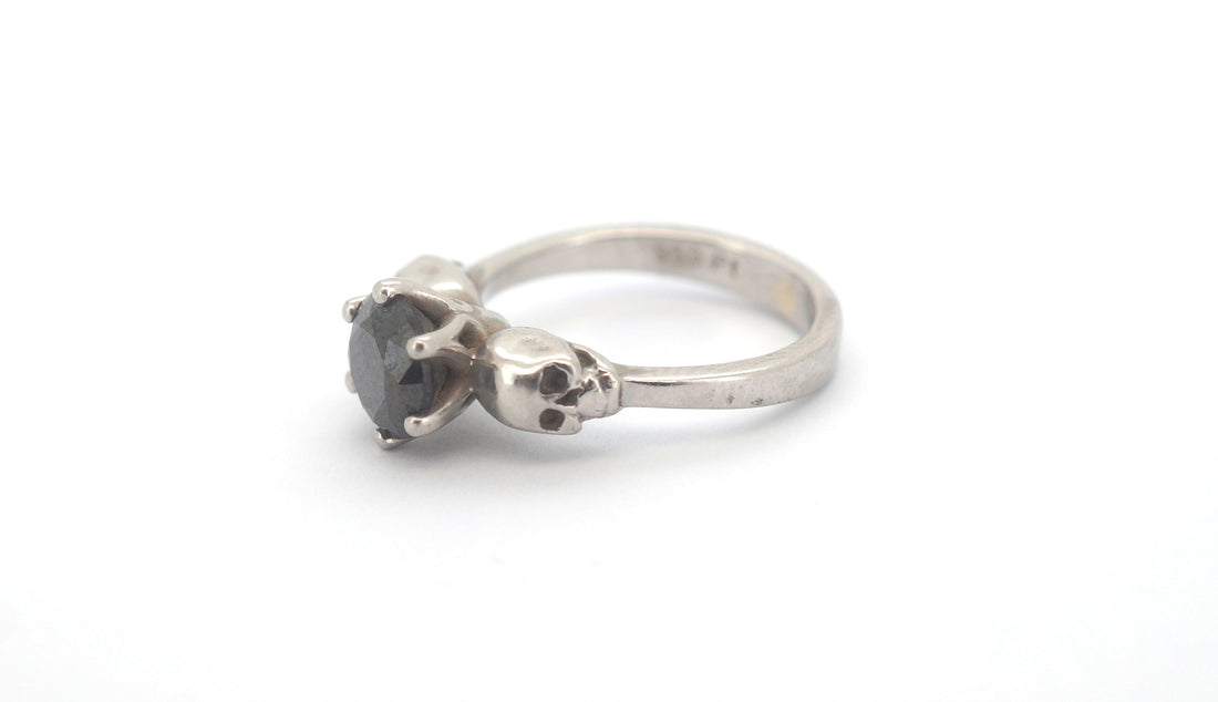950pt Platinum and Treated Black Diamond Skull Themed Ring (Size G) - 504067