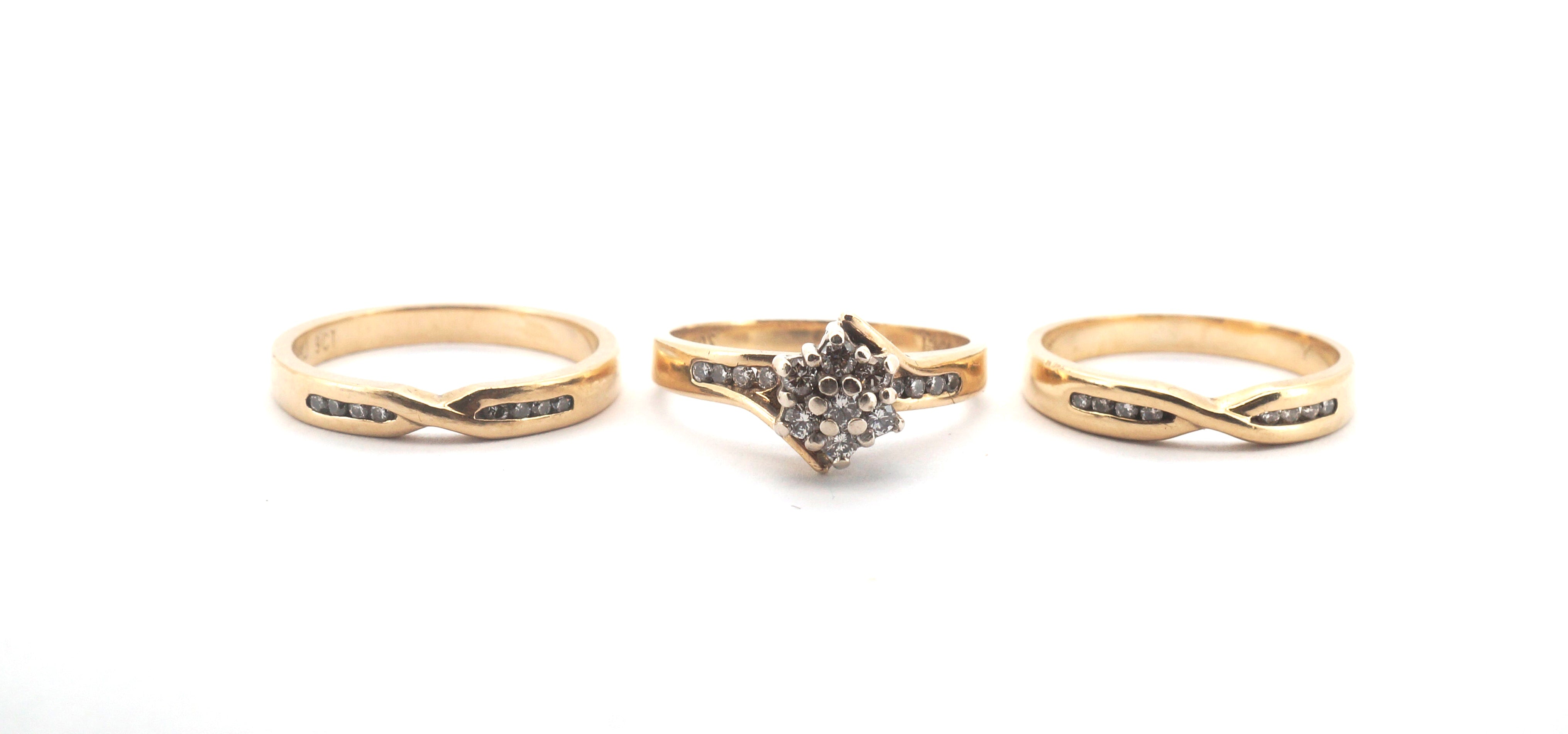 Ladies Michael Hill 9CT Yellow Gold Diamond Trilogy Ring Set (Size N 1/2) - 504886