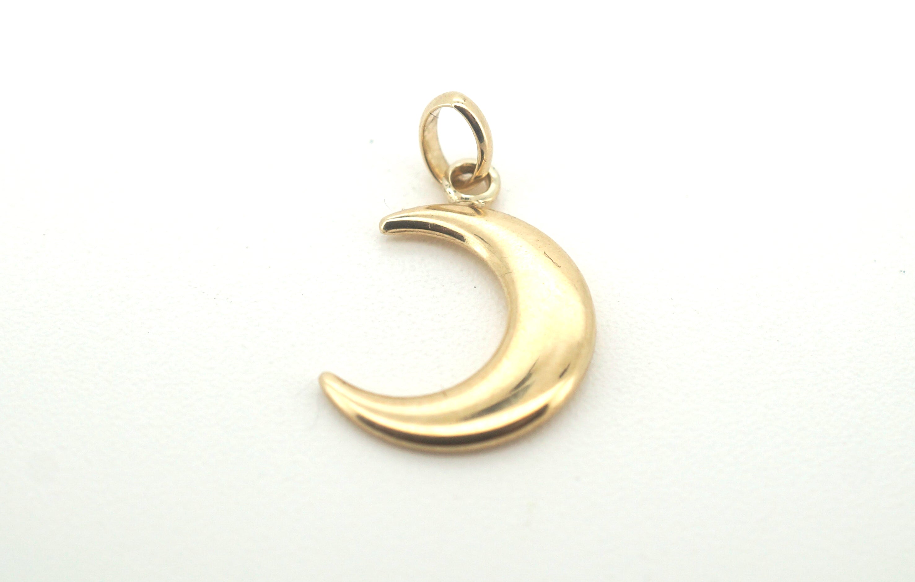 9ct Yellow Gold Moon Pendant - 501870