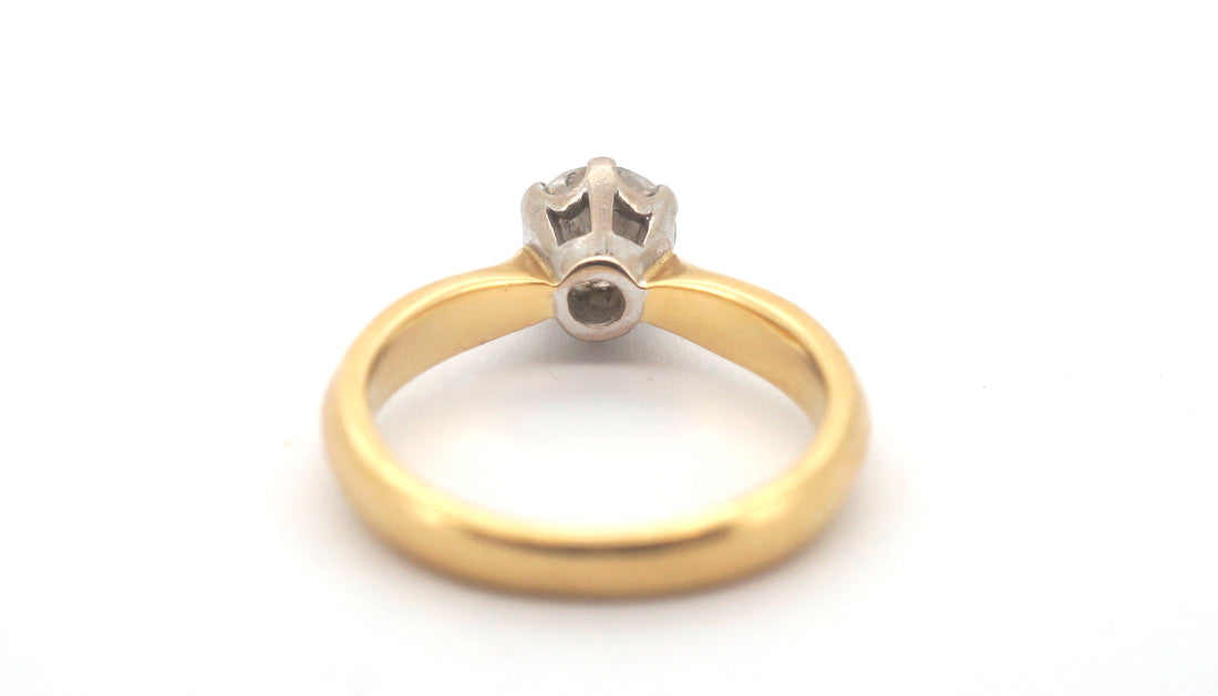 Ladie's 18ct Yellow & White Gold Solitaire Diamond Engagement Ring (Size L) - 504839