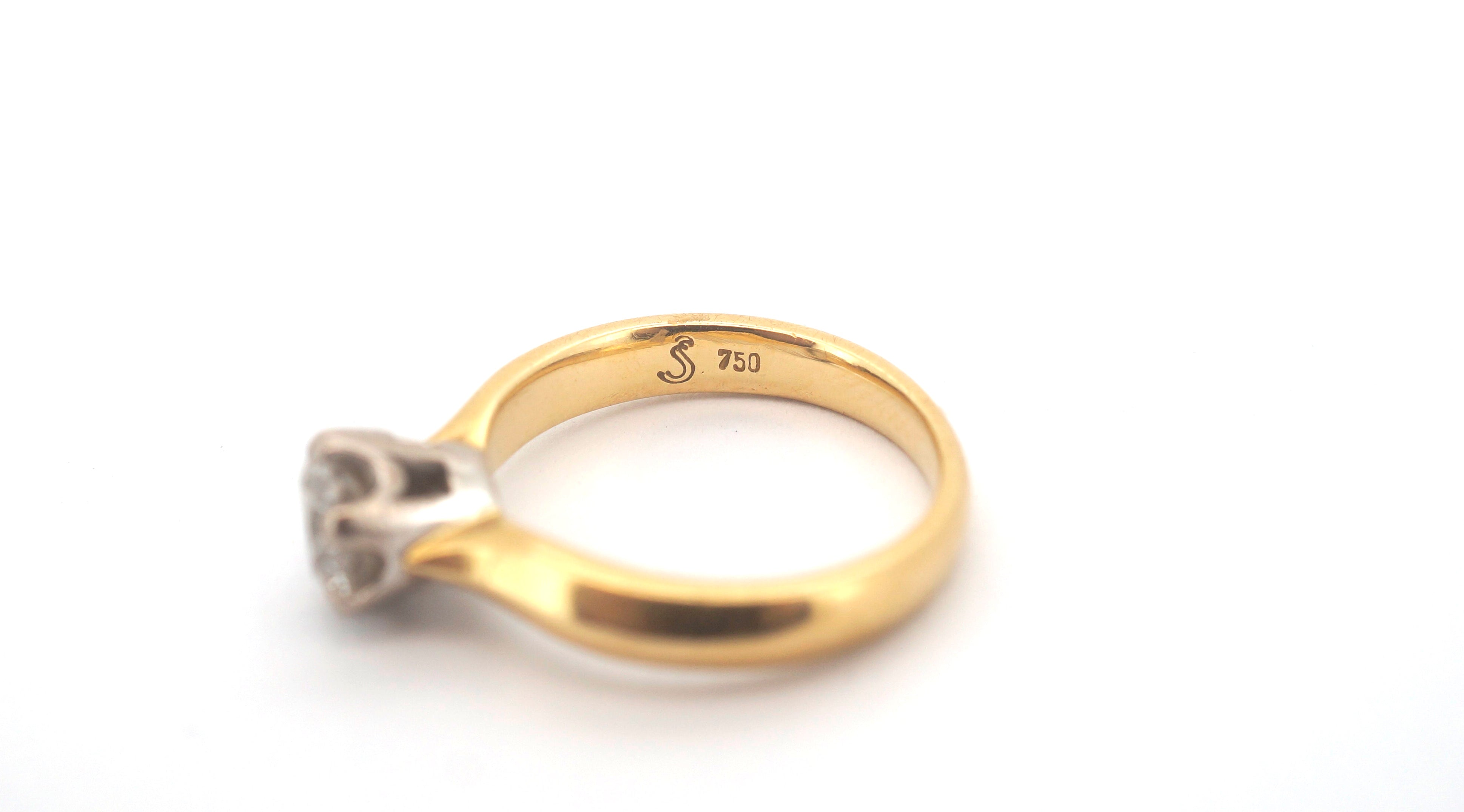Ladie's 18ct Yellow & White Gold Solitaire Diamond Engagement Ring (Size L) - 504839