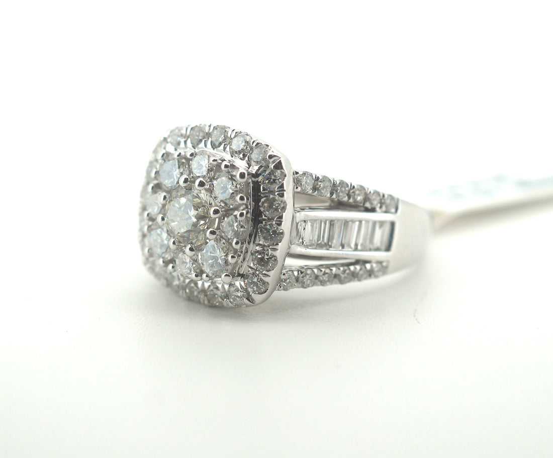 Ladies Stunning 9CT White Gold Diamond Cluster Ring (Size: L) - AD 32707