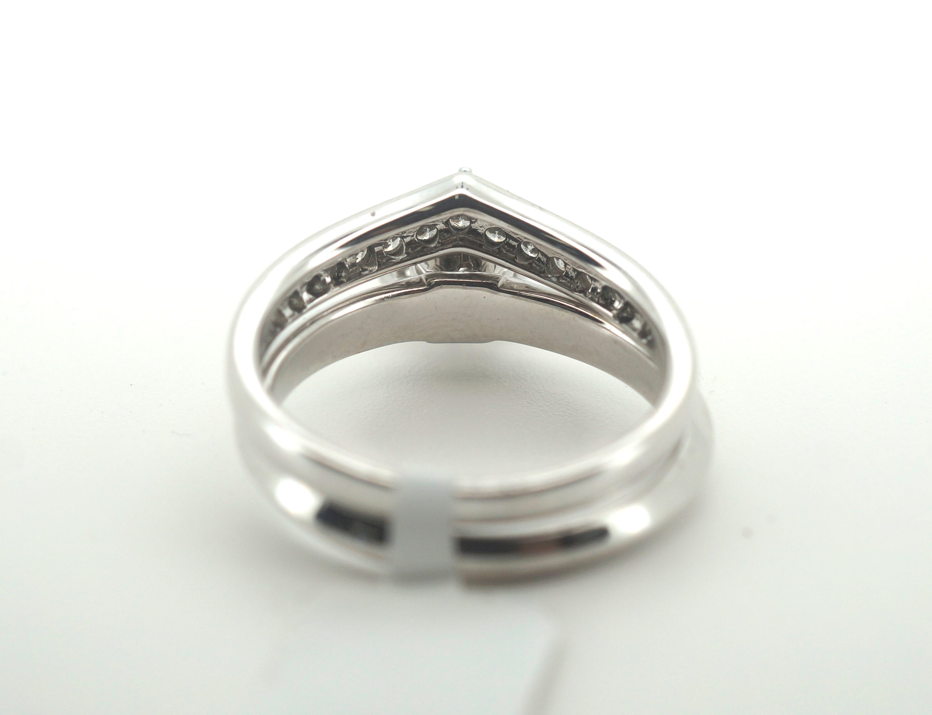 Ladies 9CT White Gold Diamond Ring Set - 214693