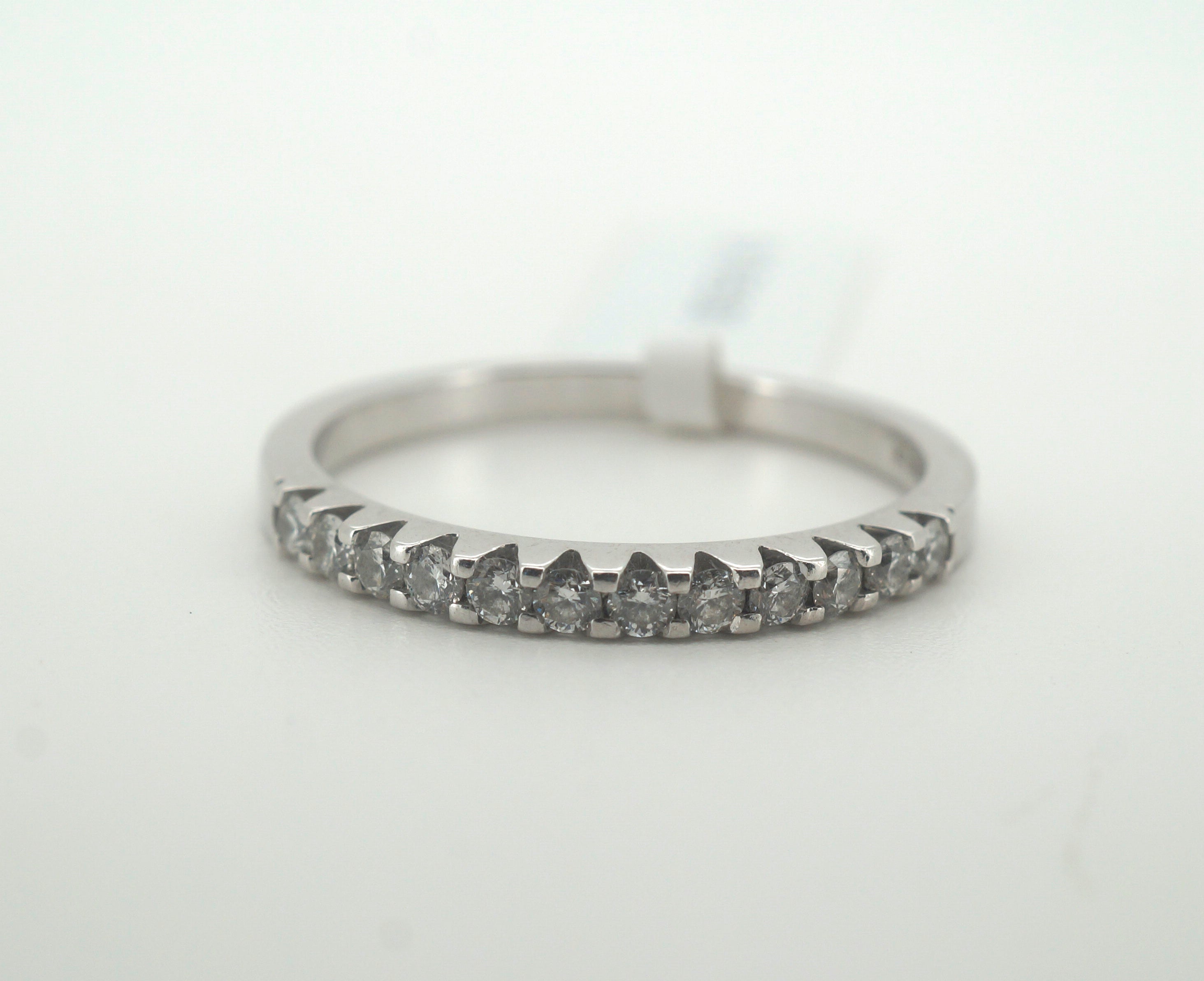 Ladies 18K White Gold Michael Hill Diamond Ring (Size V)- 243203