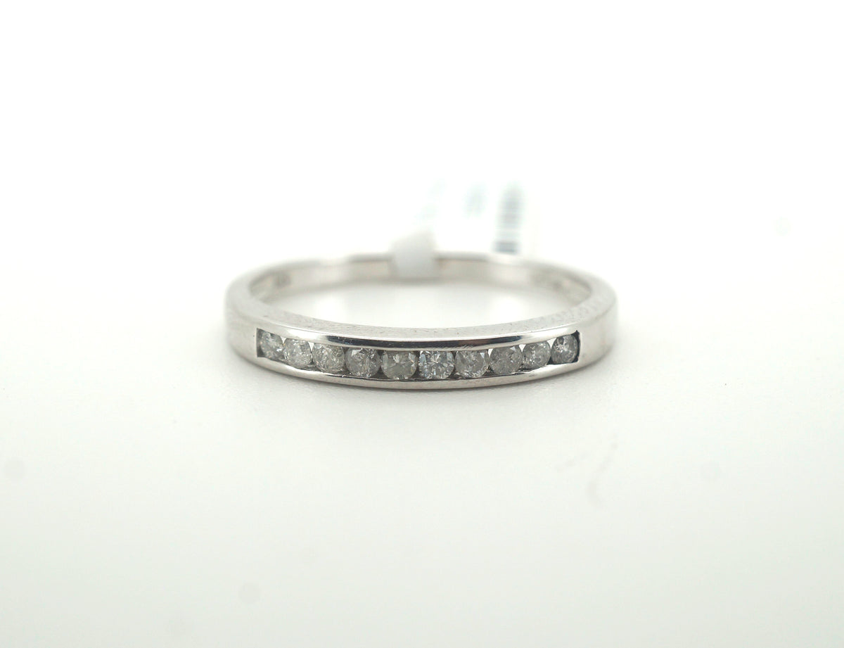 Ladies 9K White Gold Diamond Ring (Size: S) - 248535