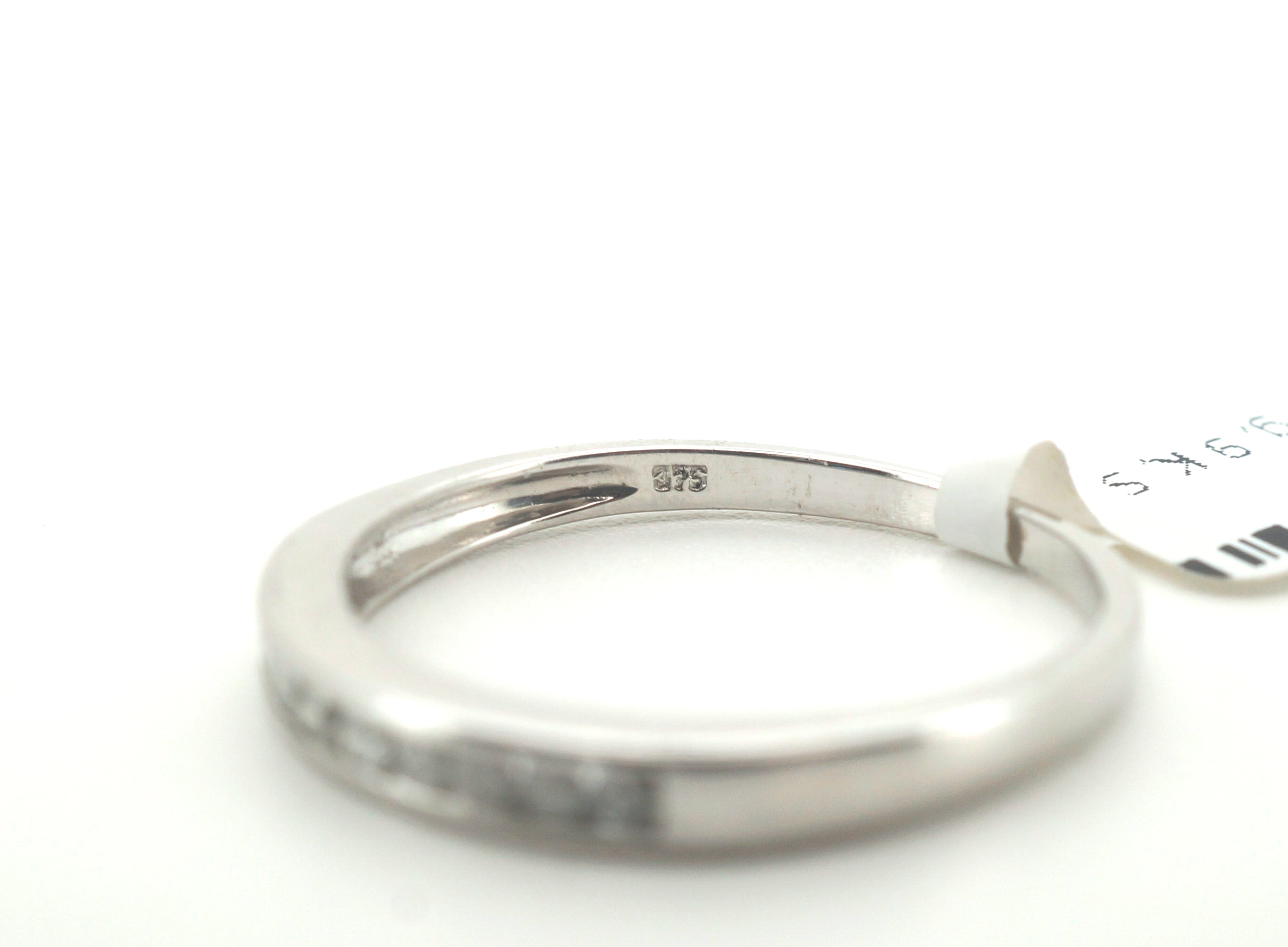 Ladies 9K White Gold Diamond Ring (Size: S) - 248535