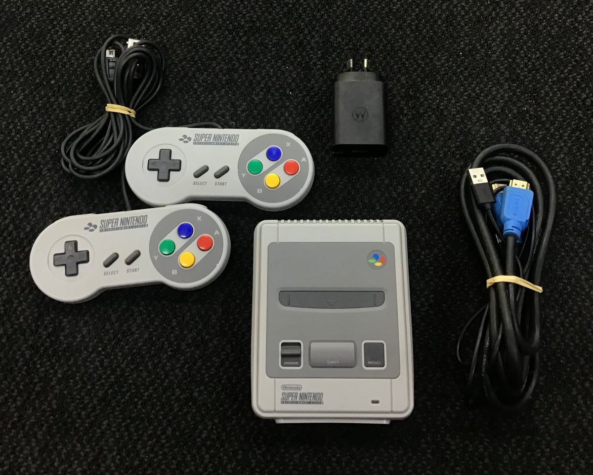 Super Nintendo classic mini console Ref#507359